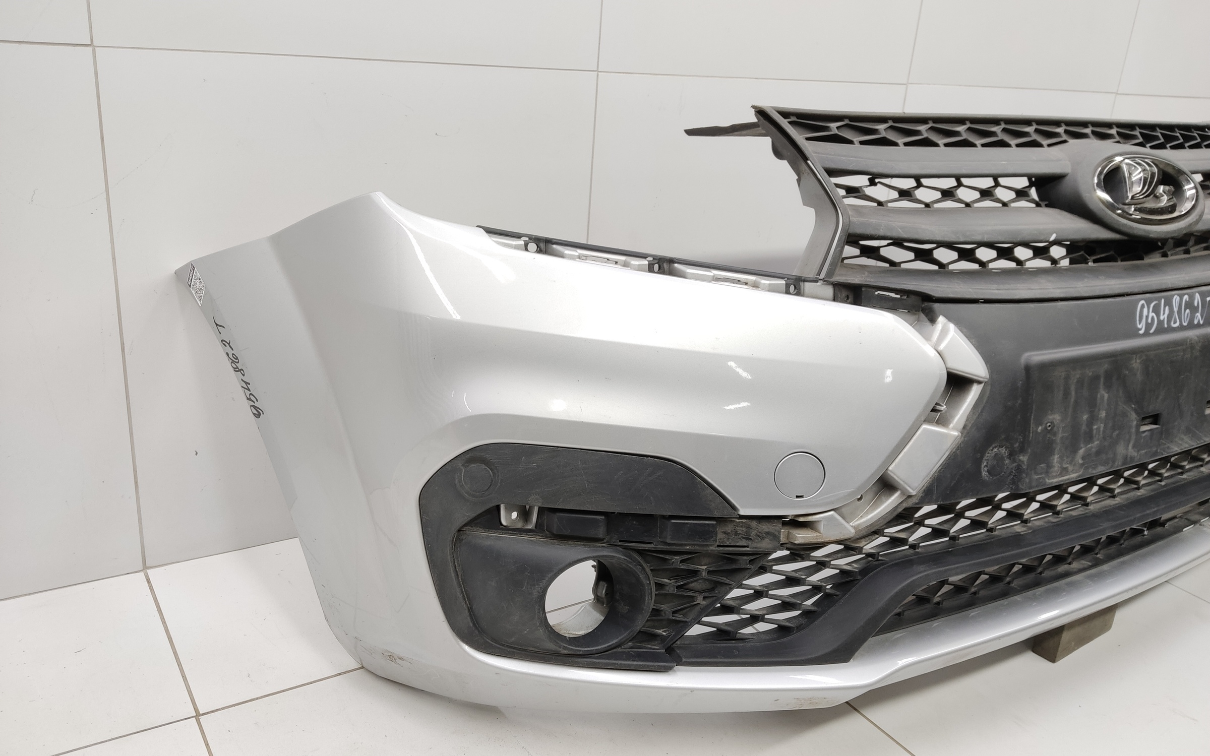 Бампер передний Lada Largus 1 Restail