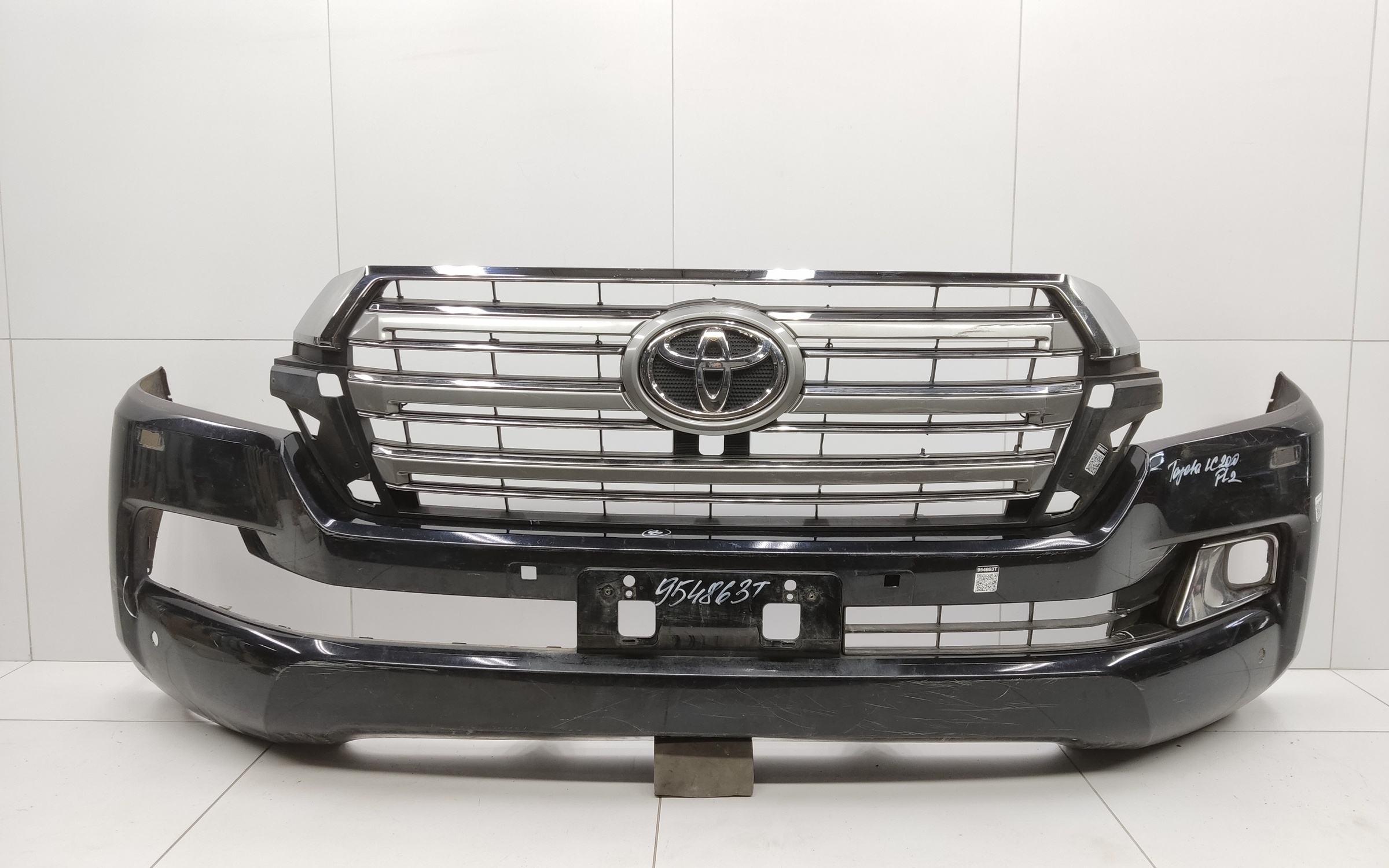 Бампер передний Toyota Land Cruiser 200 Restail 2
