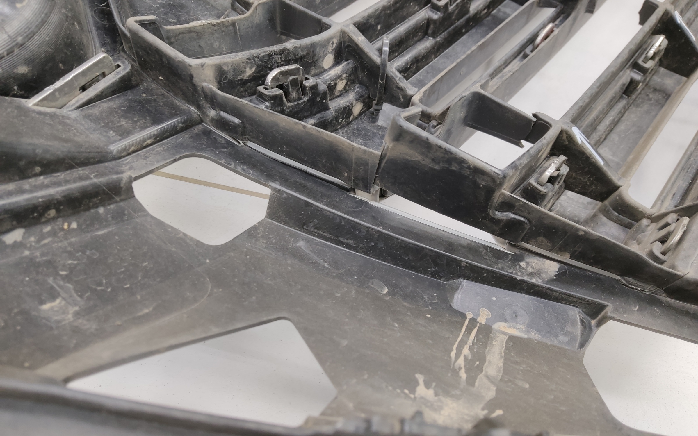 Бампер передний Toyota Land Cruiser 200 Restail 2