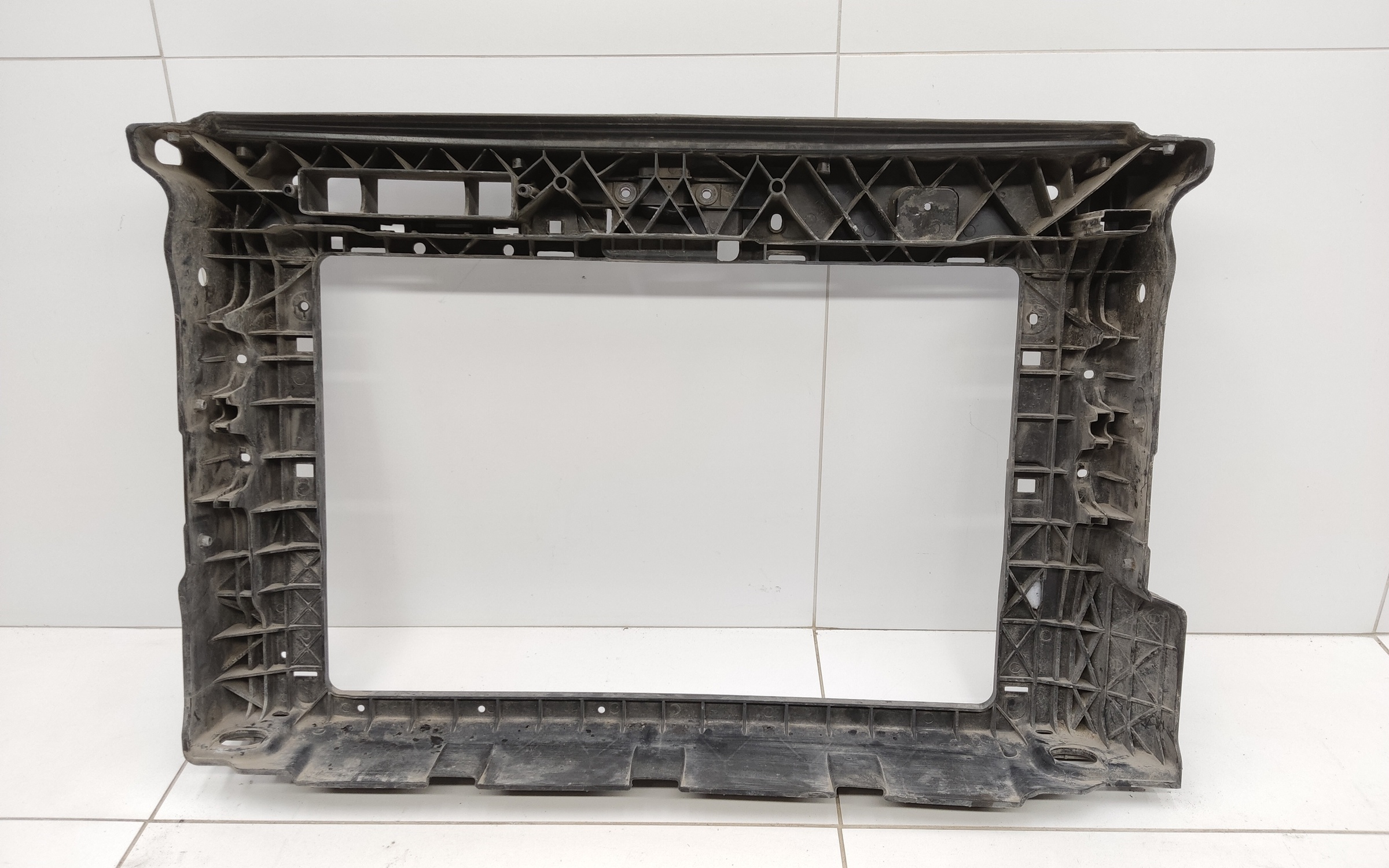 Панель передняя Volkswagen Polo 6