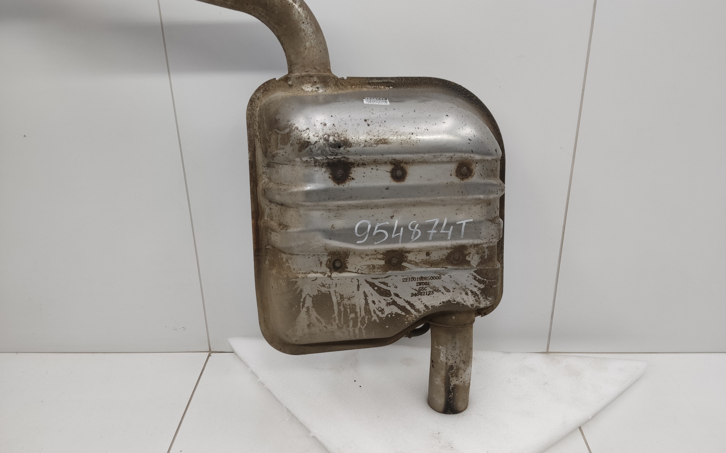 Глушитель задняя часть Gac GS8 2