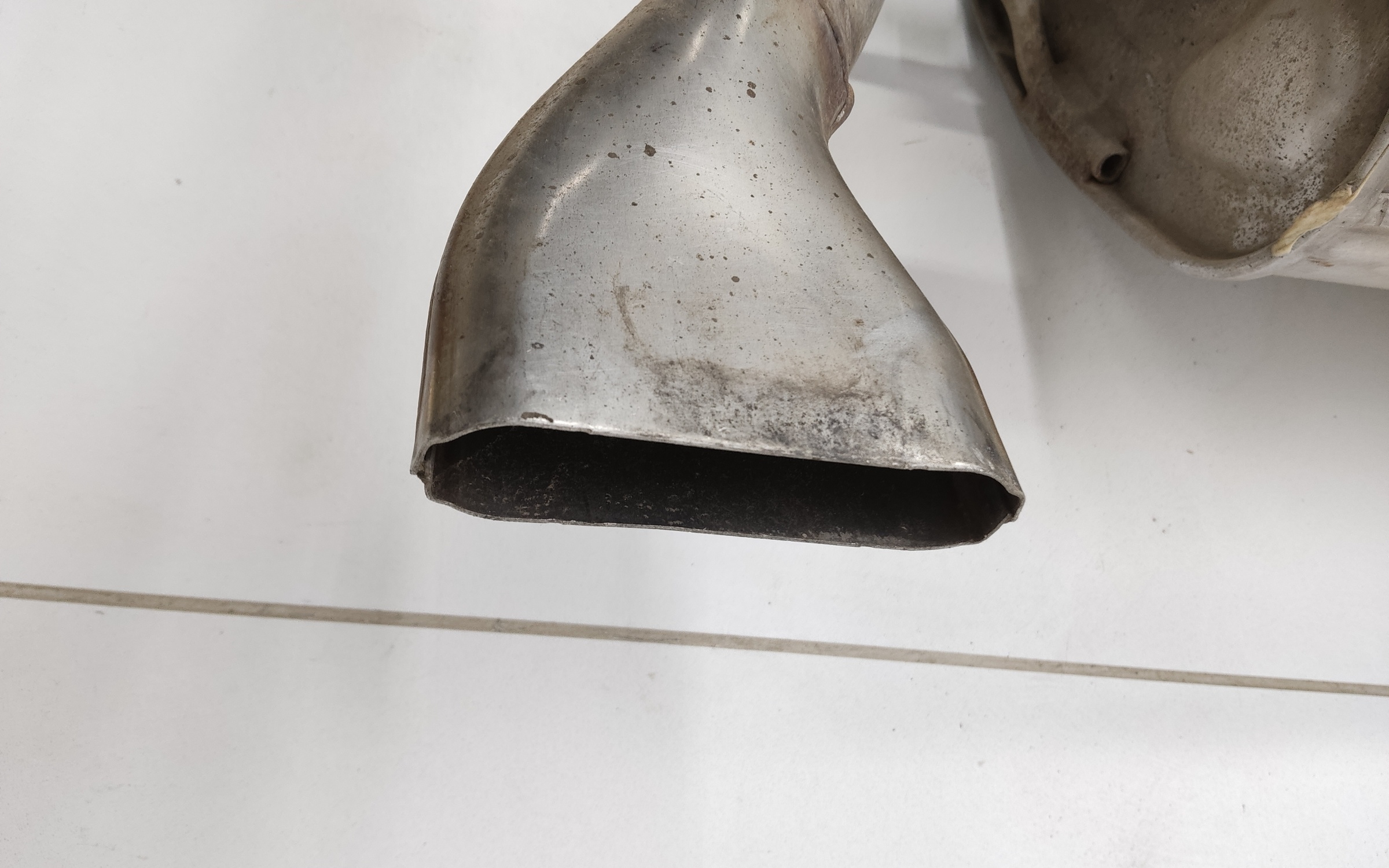 Глушитель задняя часть Geely Atlas Pro