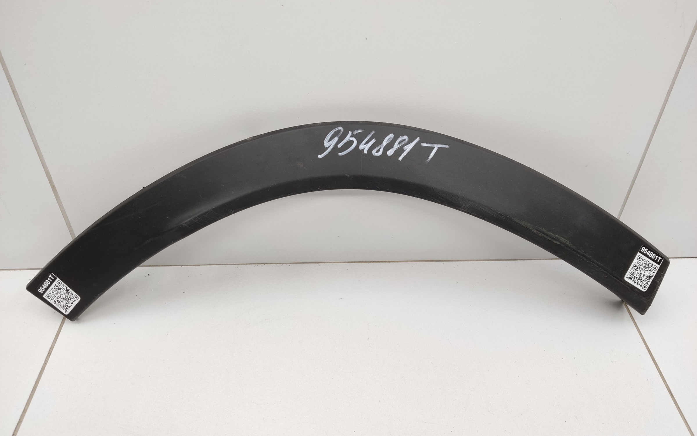 Накладка крыла заднего правого Chery Tiggo 8 Pro