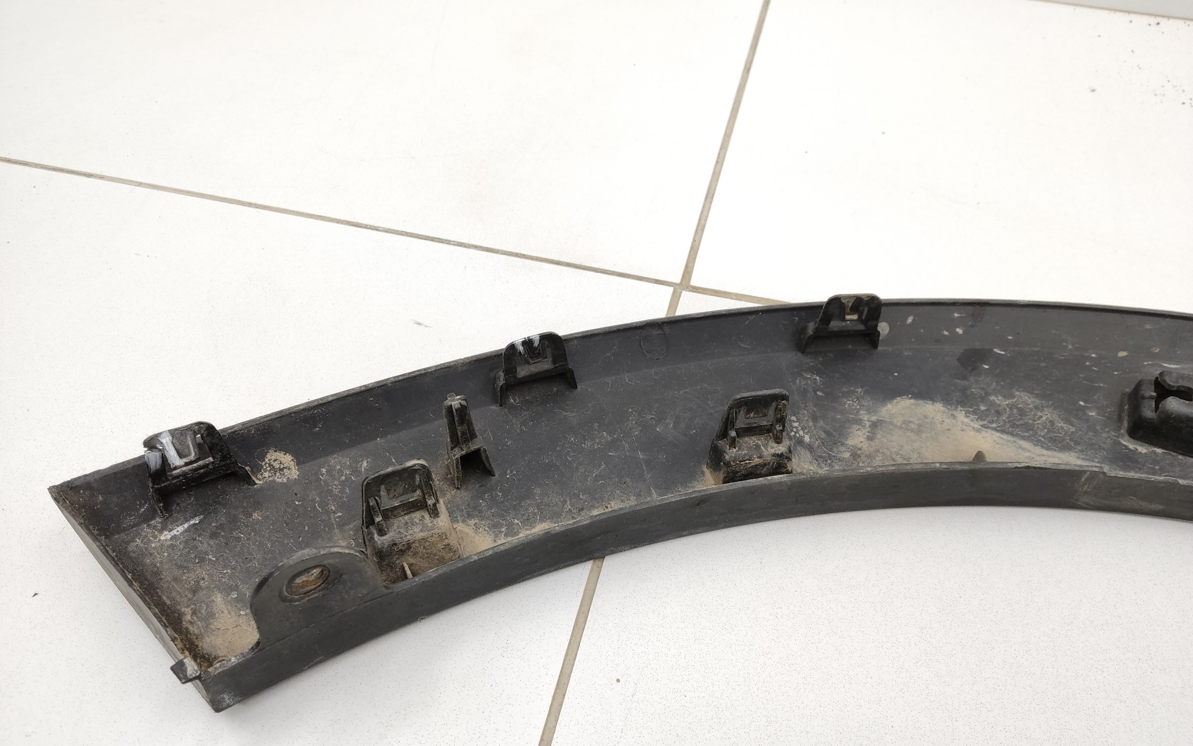 Накладка крыла переднего правого Renault Kaptur