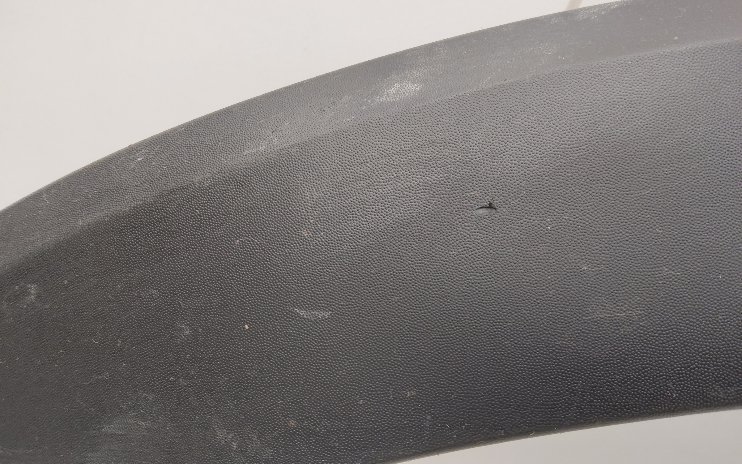 Накладка крыла переднего правого Renault Kaptur