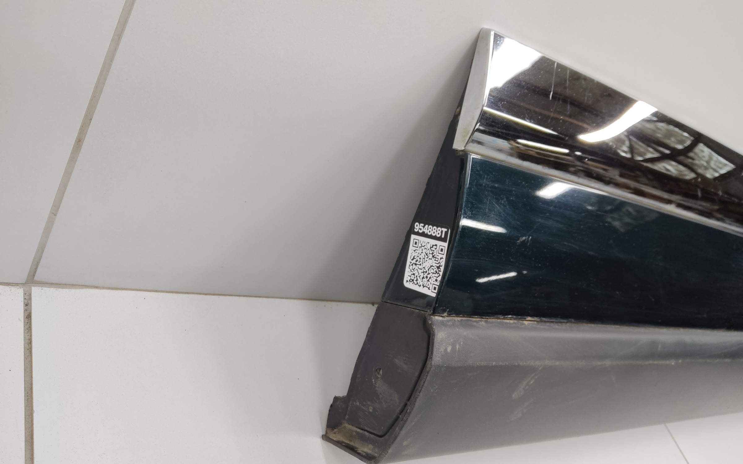 Накладка двери передней правой Chery Tiggo 8 Pro