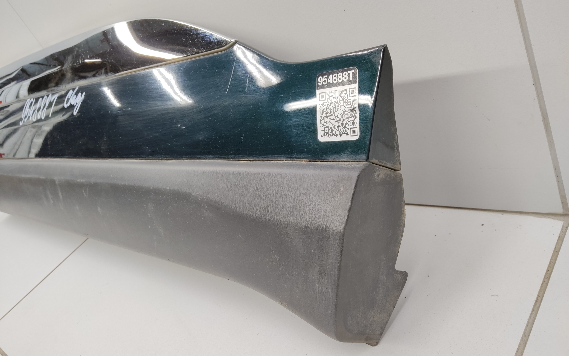 Накладка двери передней правой Chery Tiggo 8 Pro