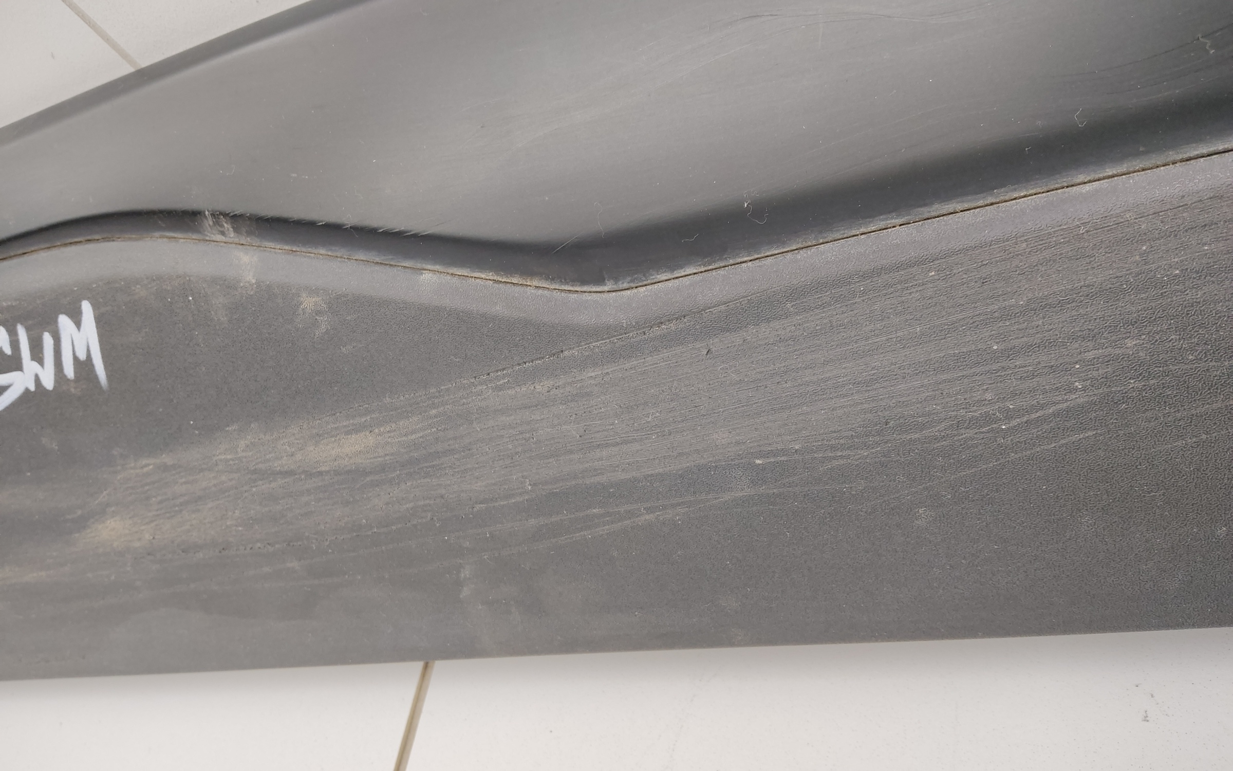 Накладка двери передней правой SWM G05 Pro