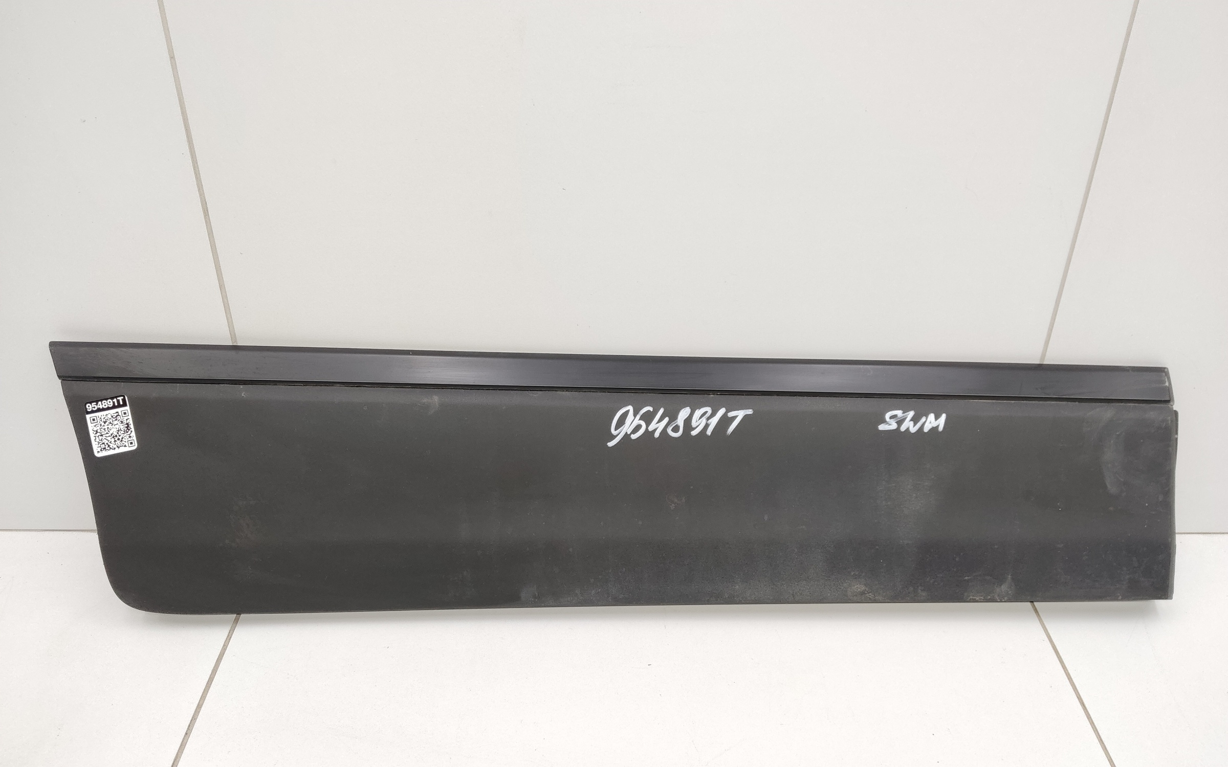 Накладка двери задней правой SWM G05 Pro