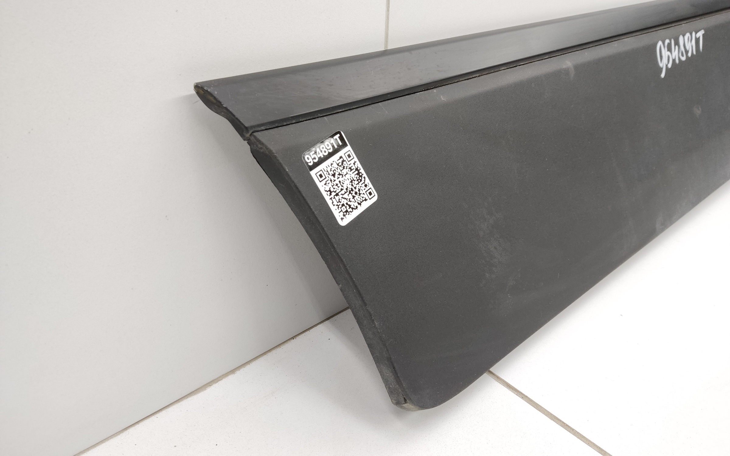 Накладка двери задней правой SWM G05 Pro