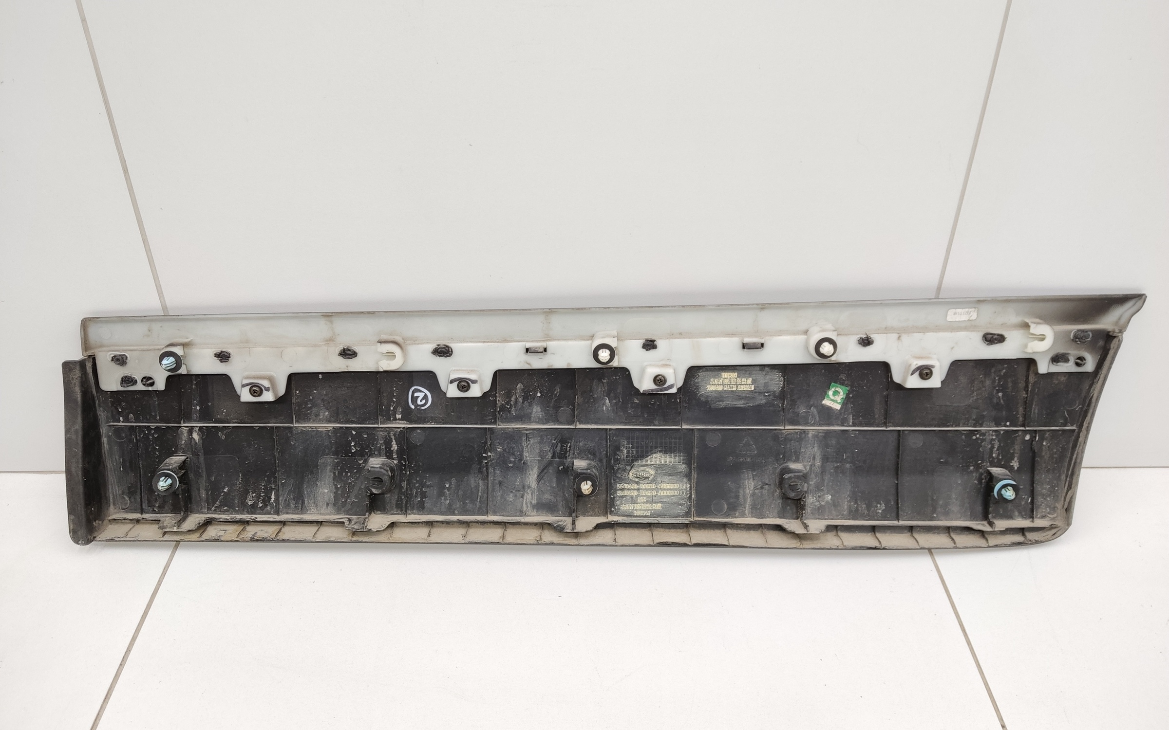 Накладка двери задней правой SWM G05 Pro