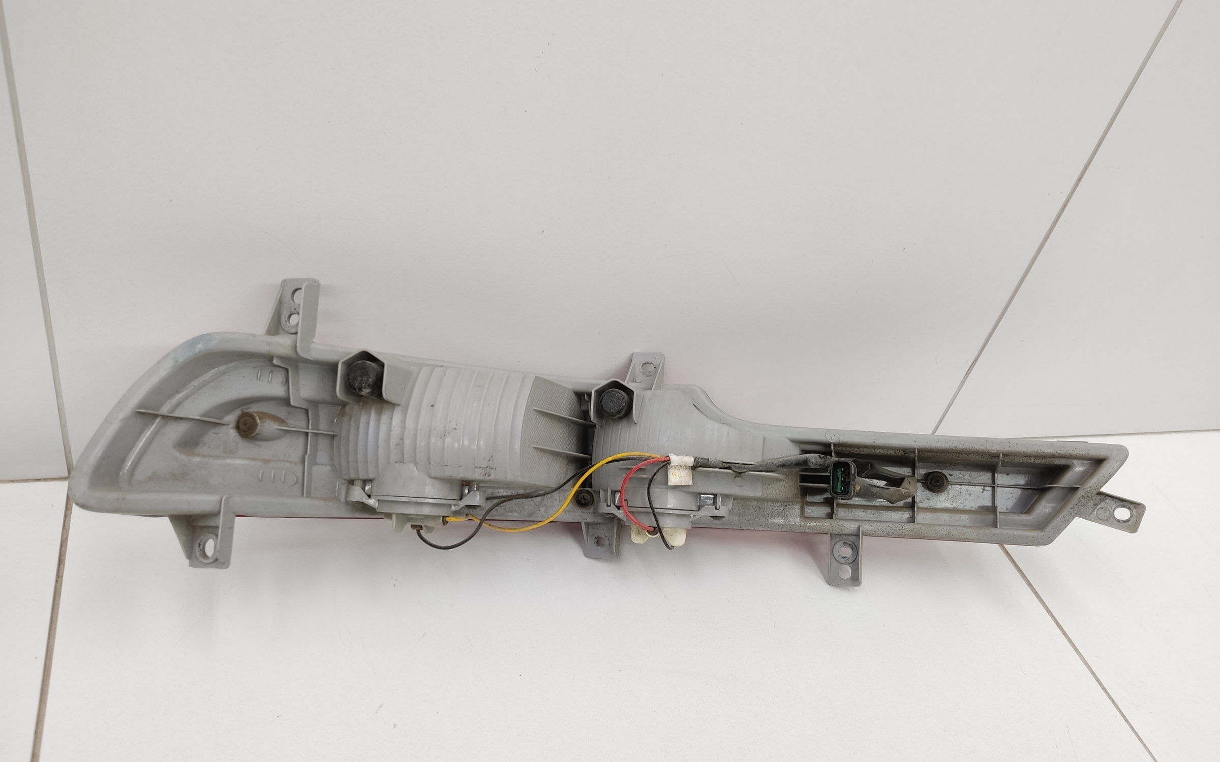 Фара ПТФ задняя правая Kia Sportage 3