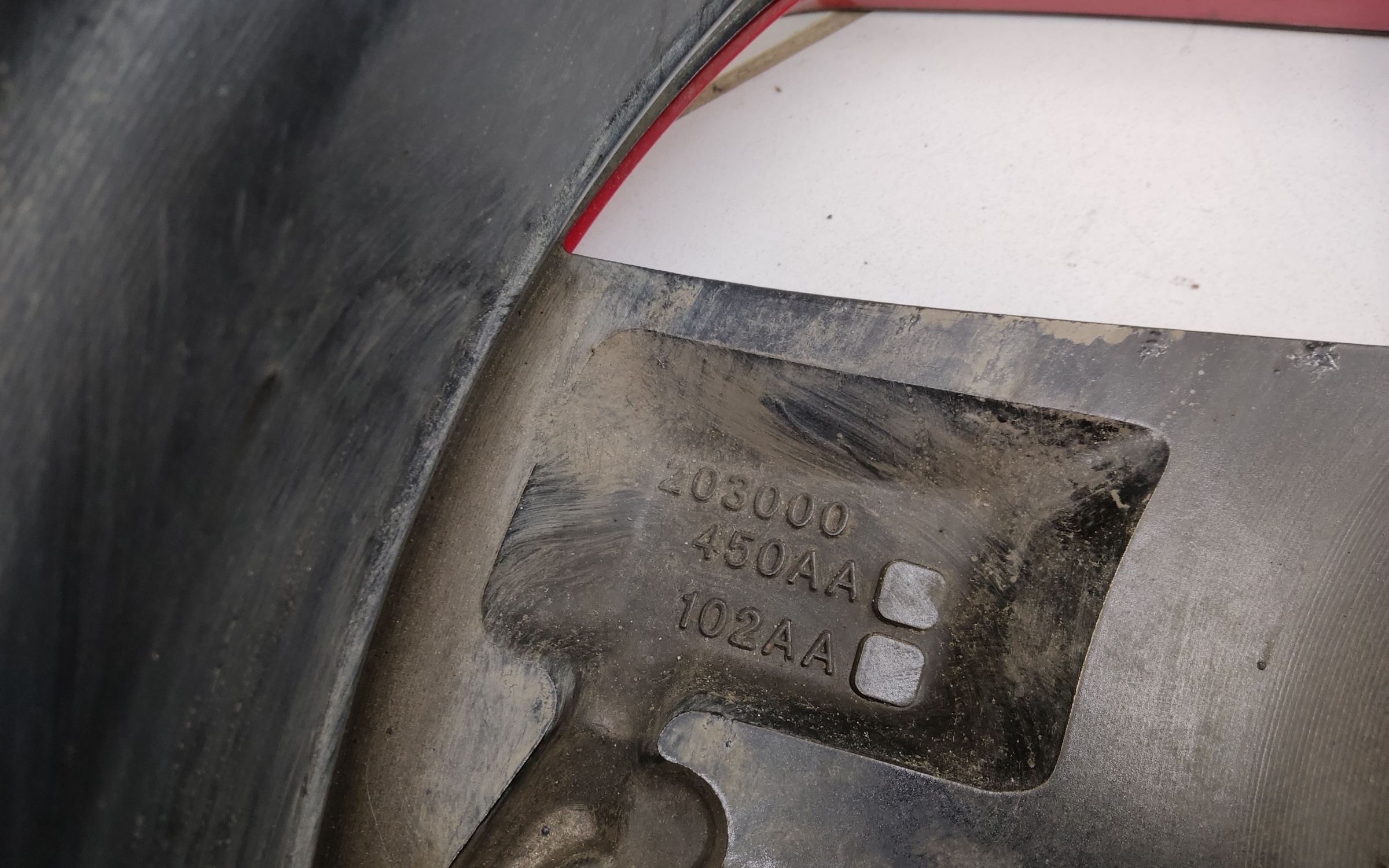 Диск колеса литой Omoda C5 R18 красный