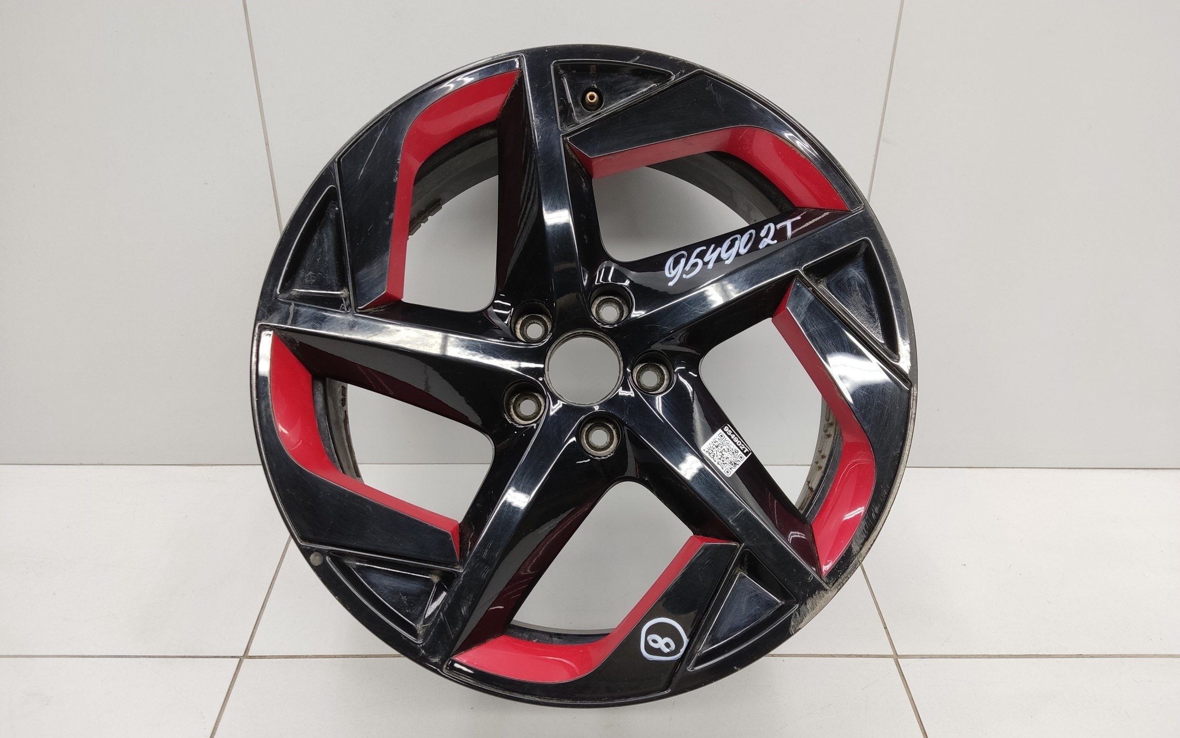 Диск колеса литой Omoda C5 R18 красный