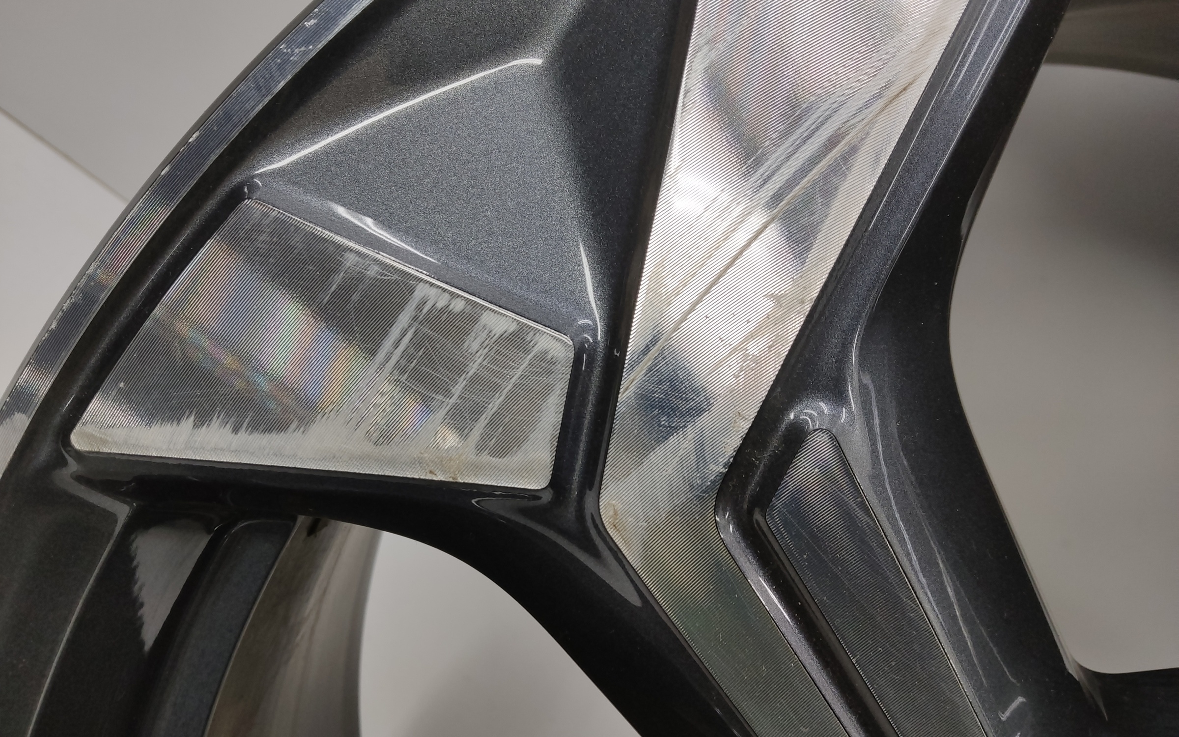 Диск колеса литой Geely Atlas 2 R19