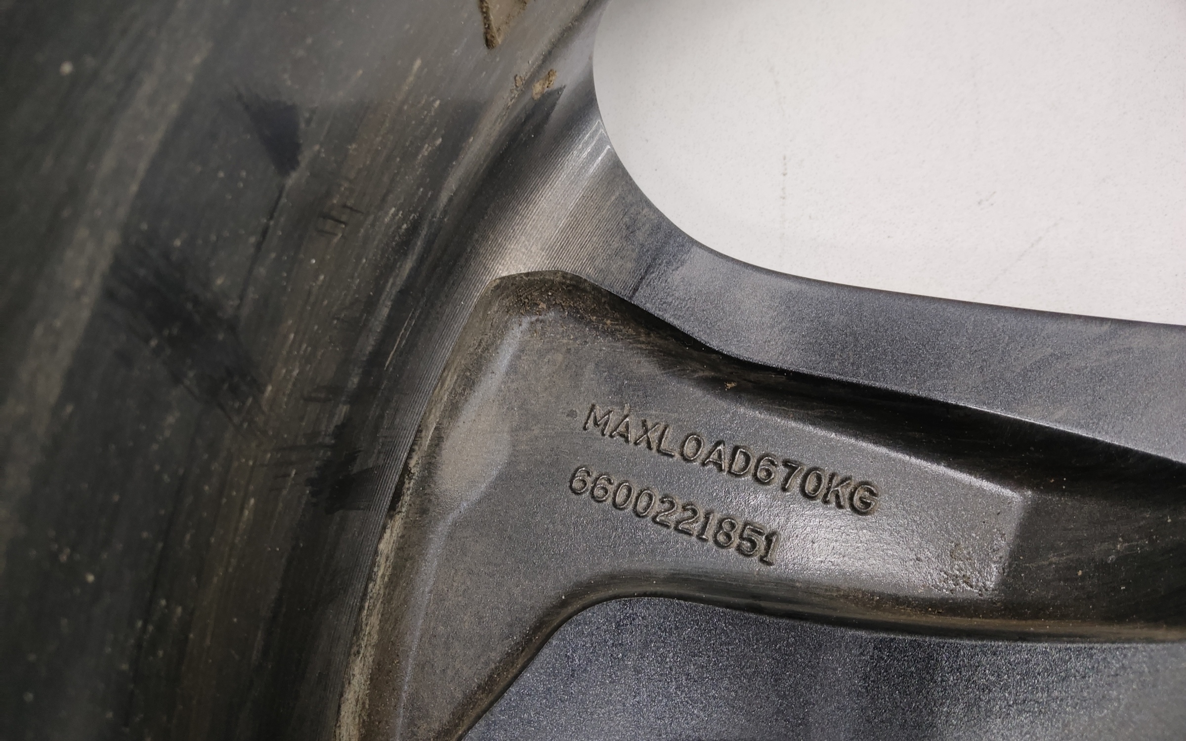 Диск колеса литой Geely Atlas 2 R19