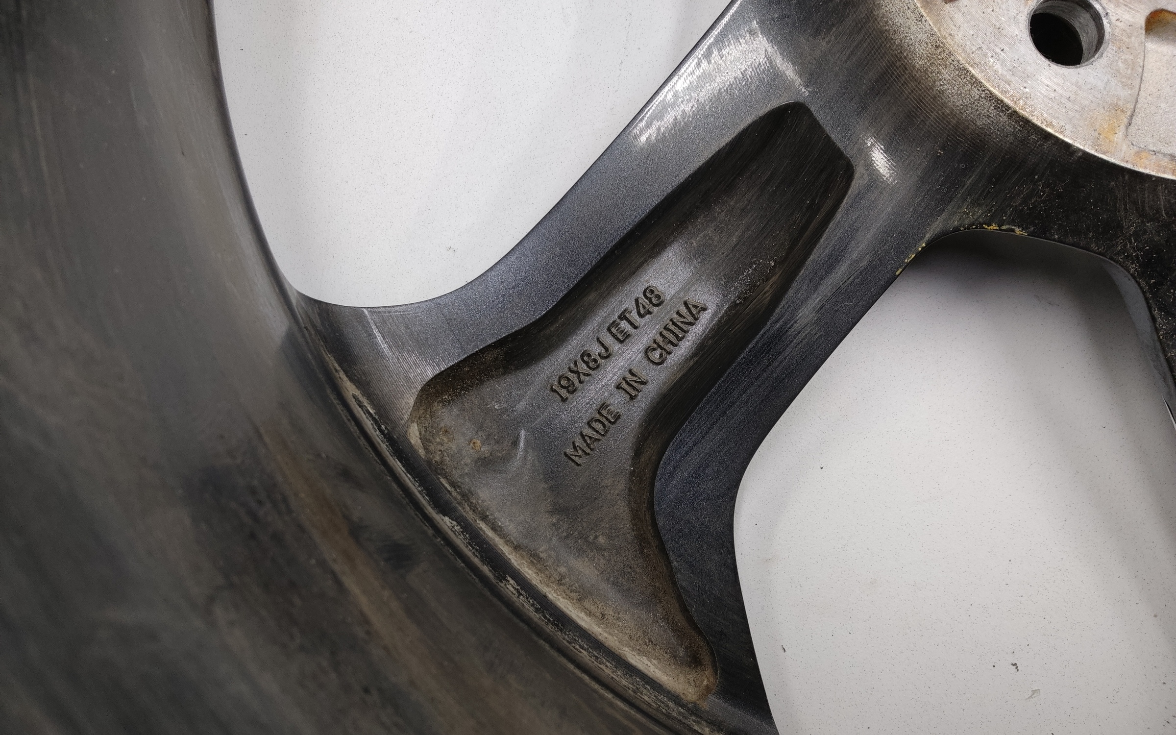 Диск колеса литой Geely Atlas 2 R19