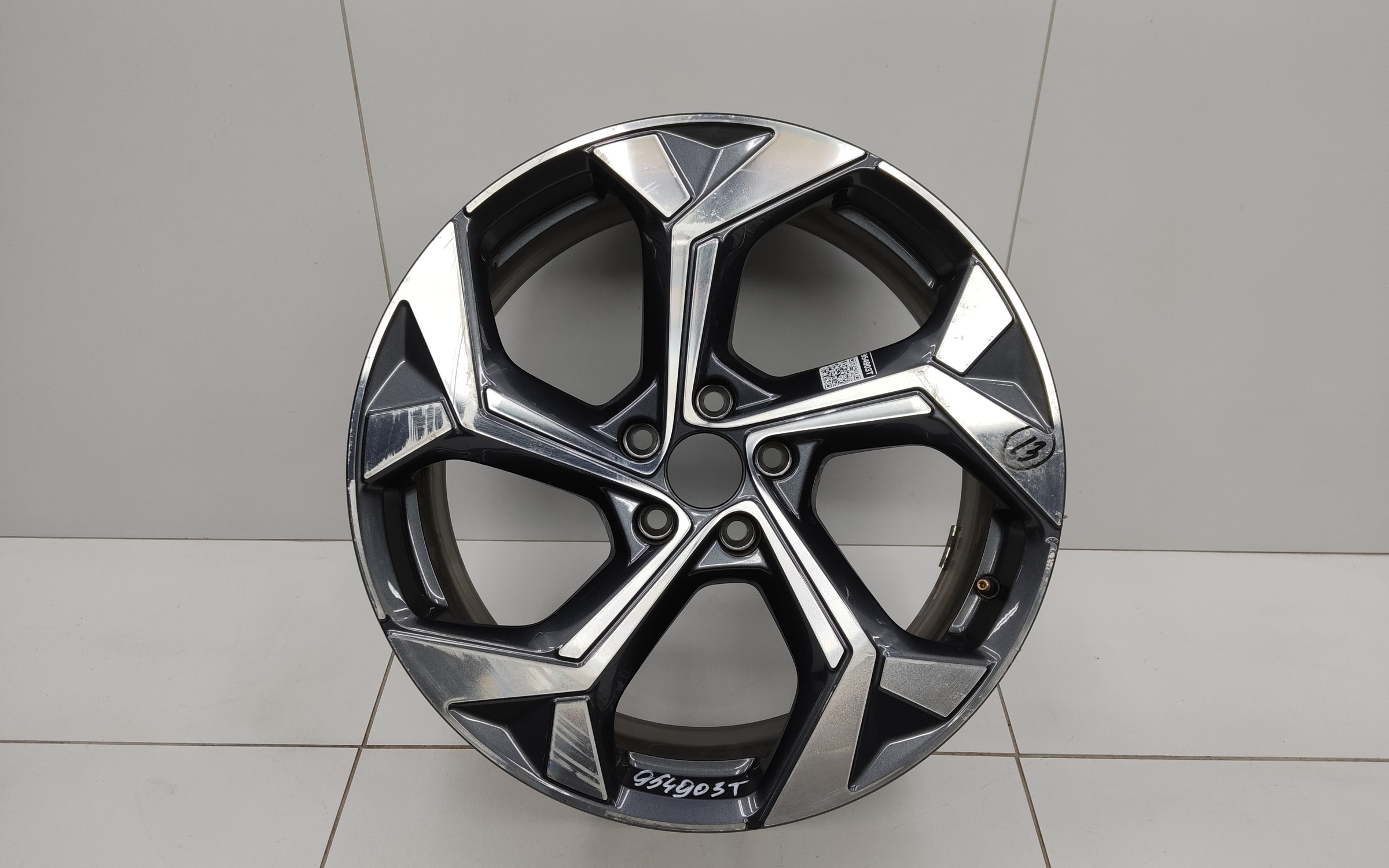 Диск колеса литой Geely Atlas 2 R19