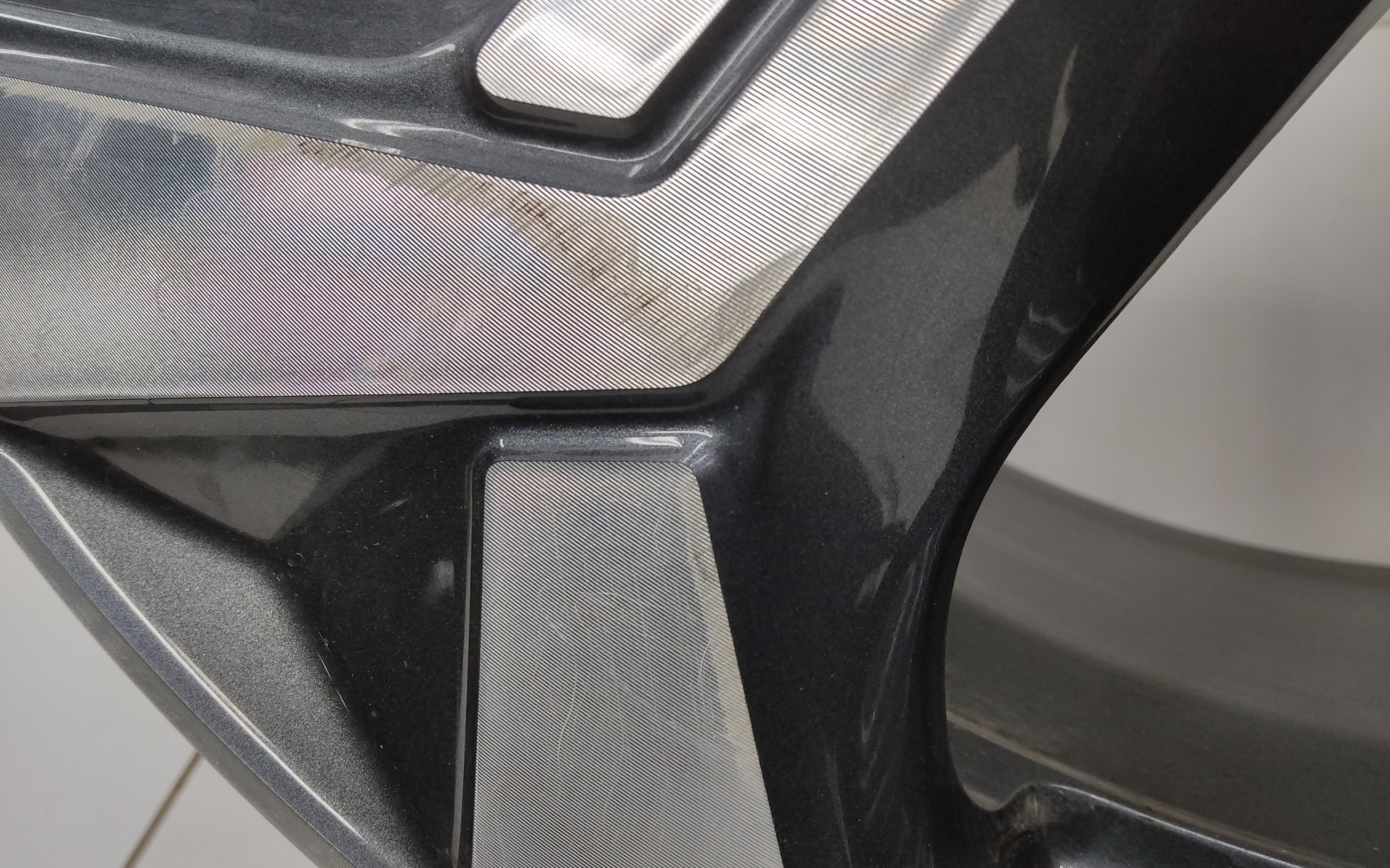 Диск колеса литой Geely Atlas 2 R19