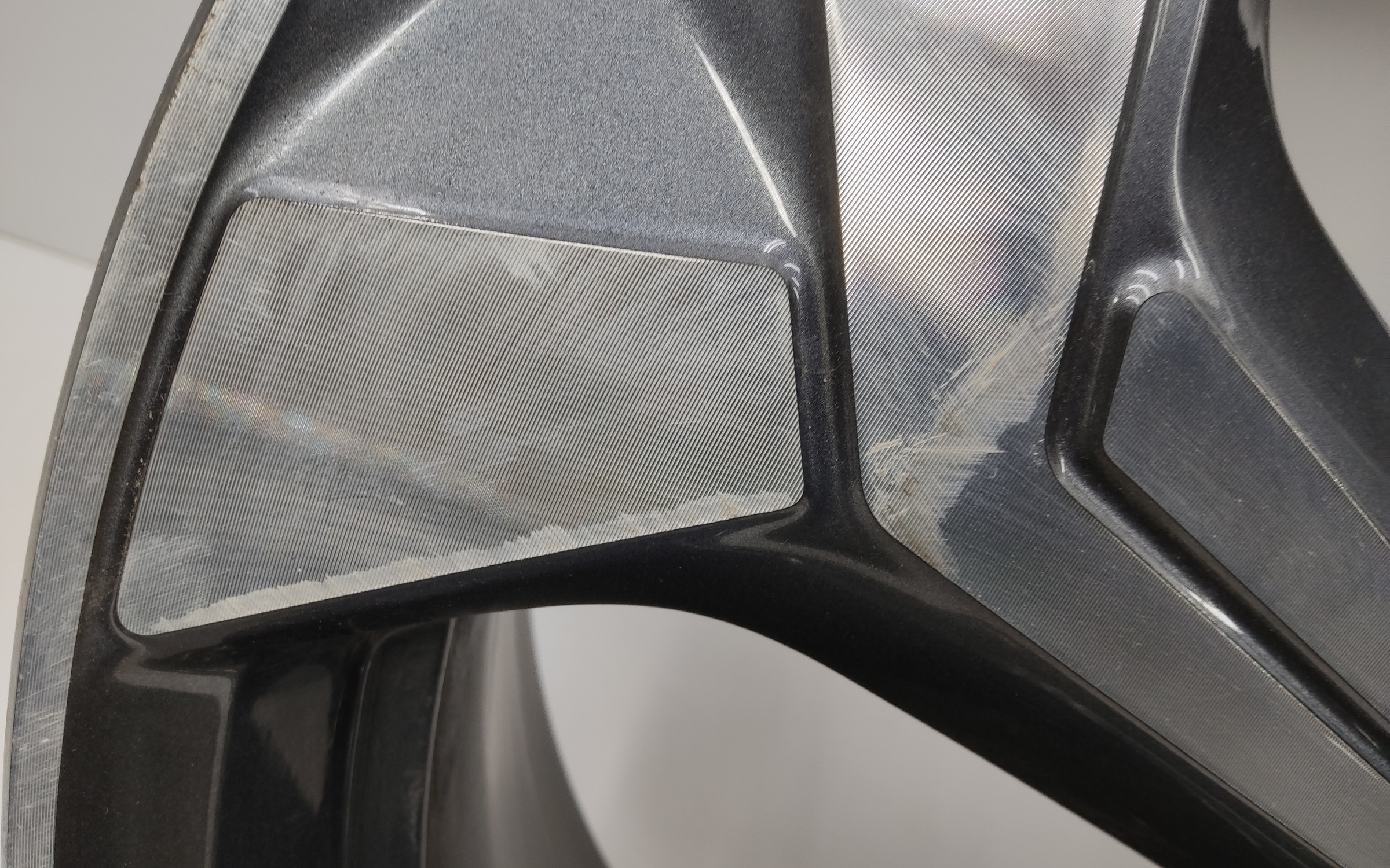 Диск колеса литой Geely Atlas 2 R19