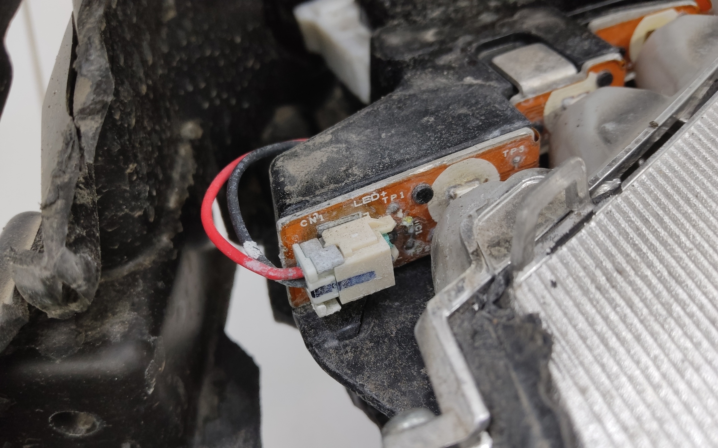 Фара передняя левая Kia Optima 4 Restail LED