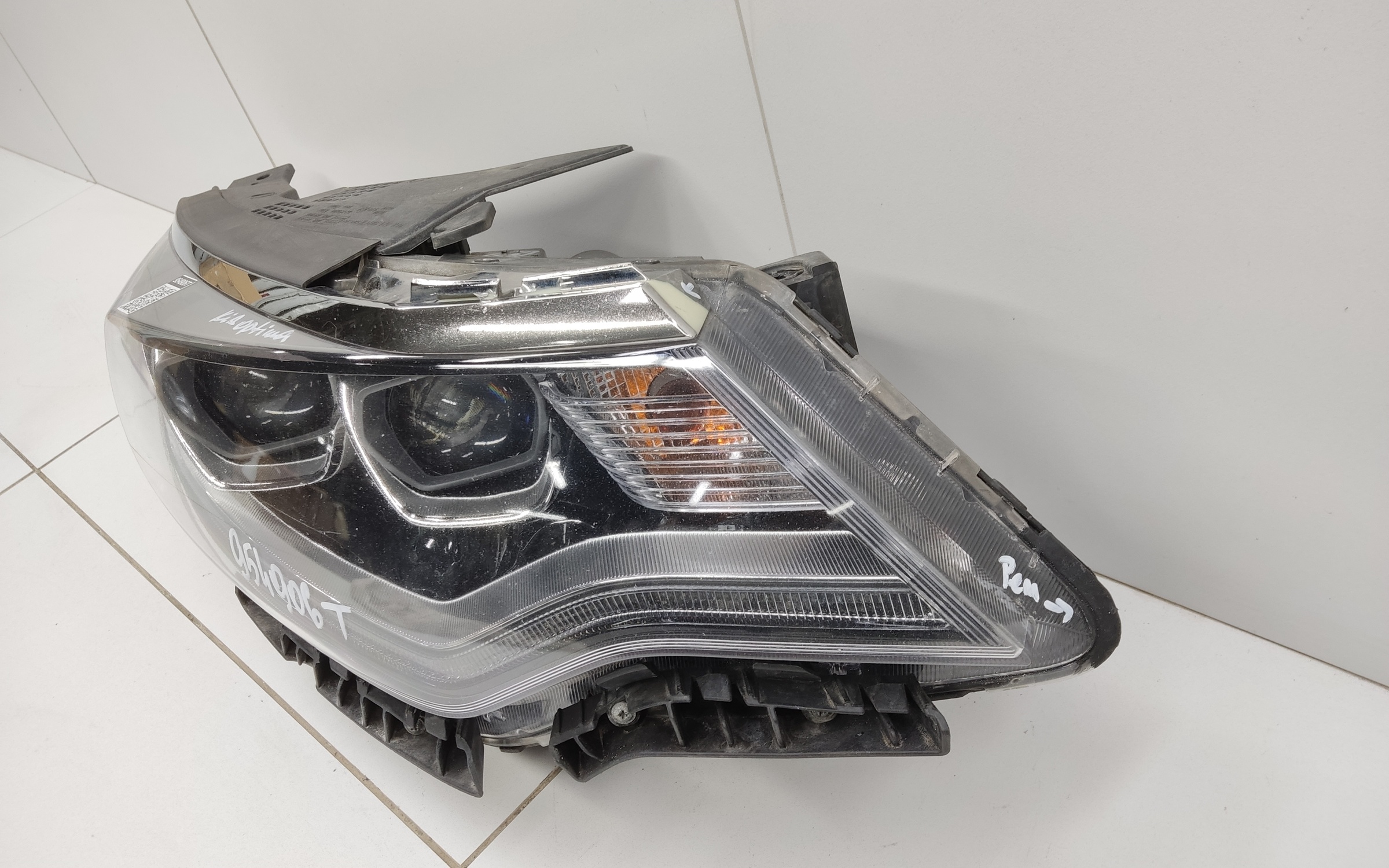 Фара передняя правая KIA Optima 4 Restail LED