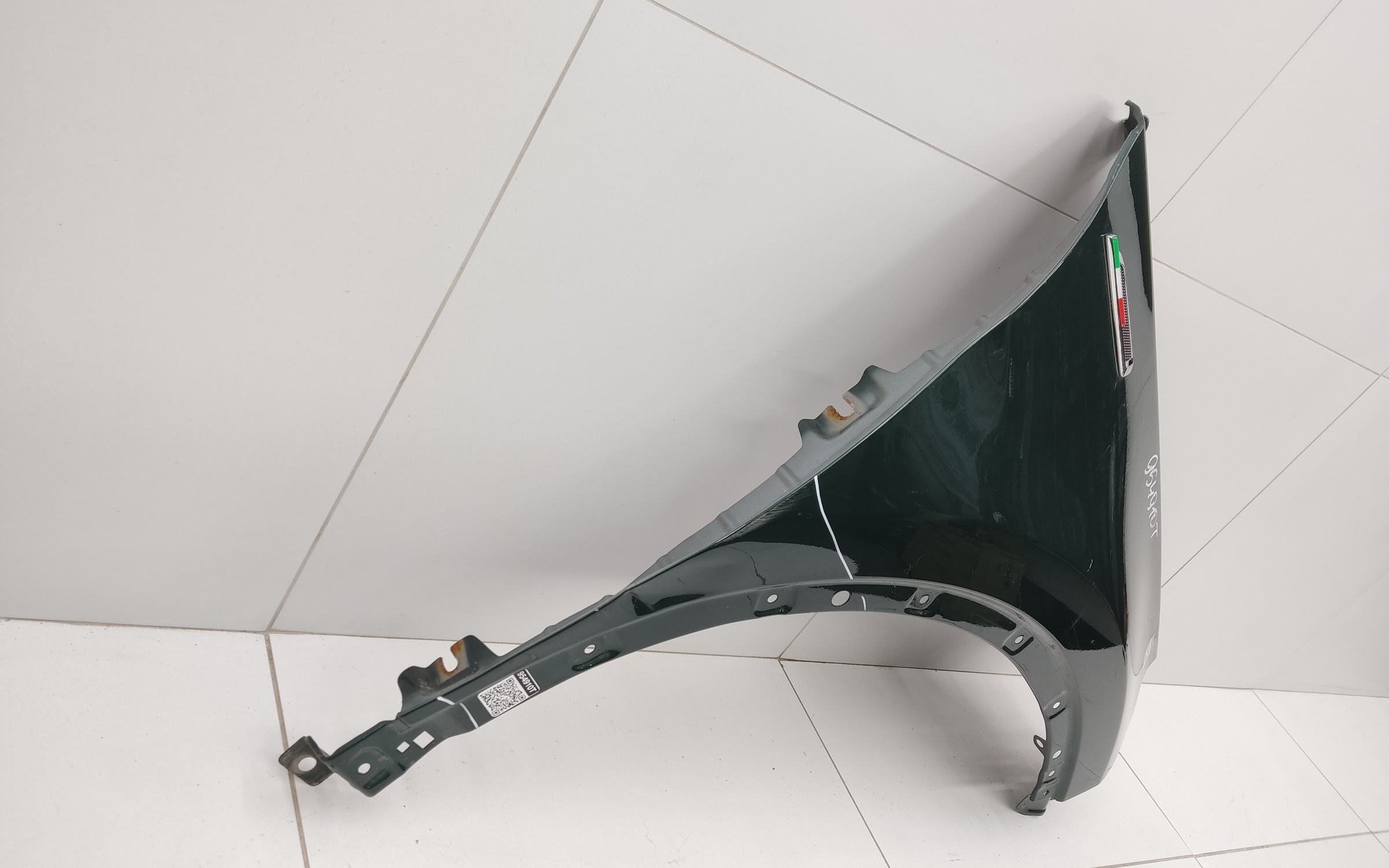 Крыло переднее правое SWM G05 Pro