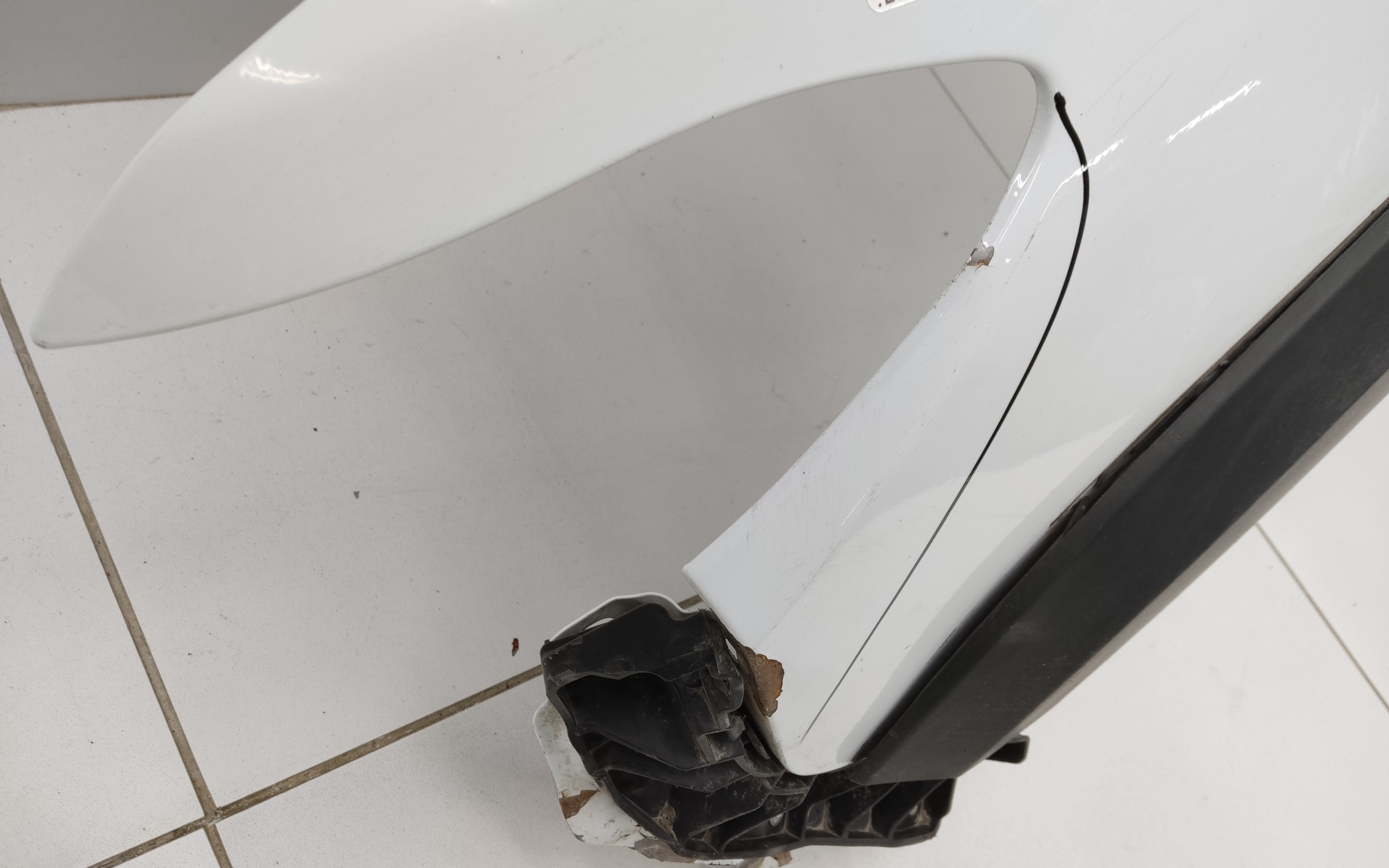 Крыло переднее левое Lada Niva Travel