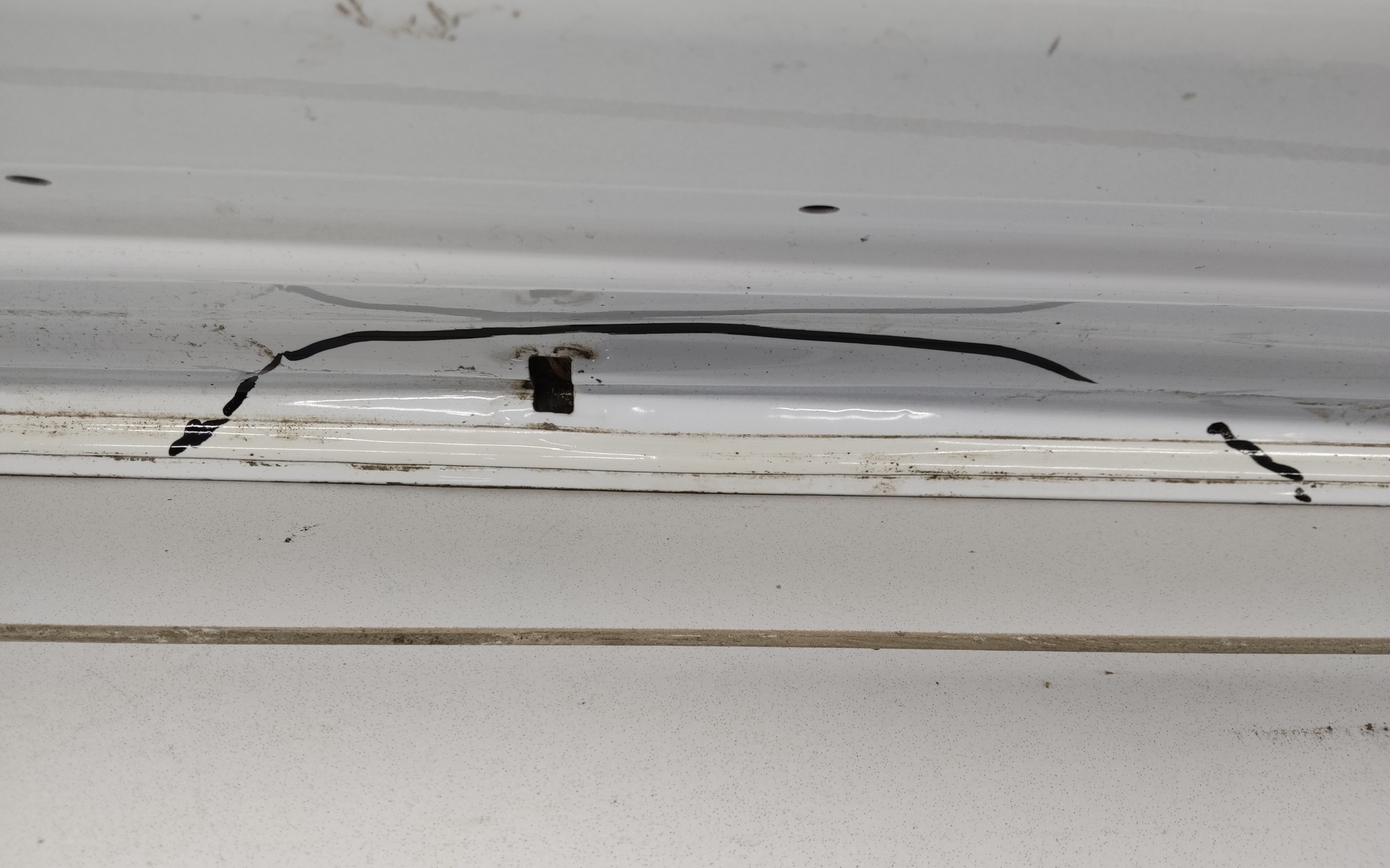 Дверь передняя правая Haval Jolion без молдинга