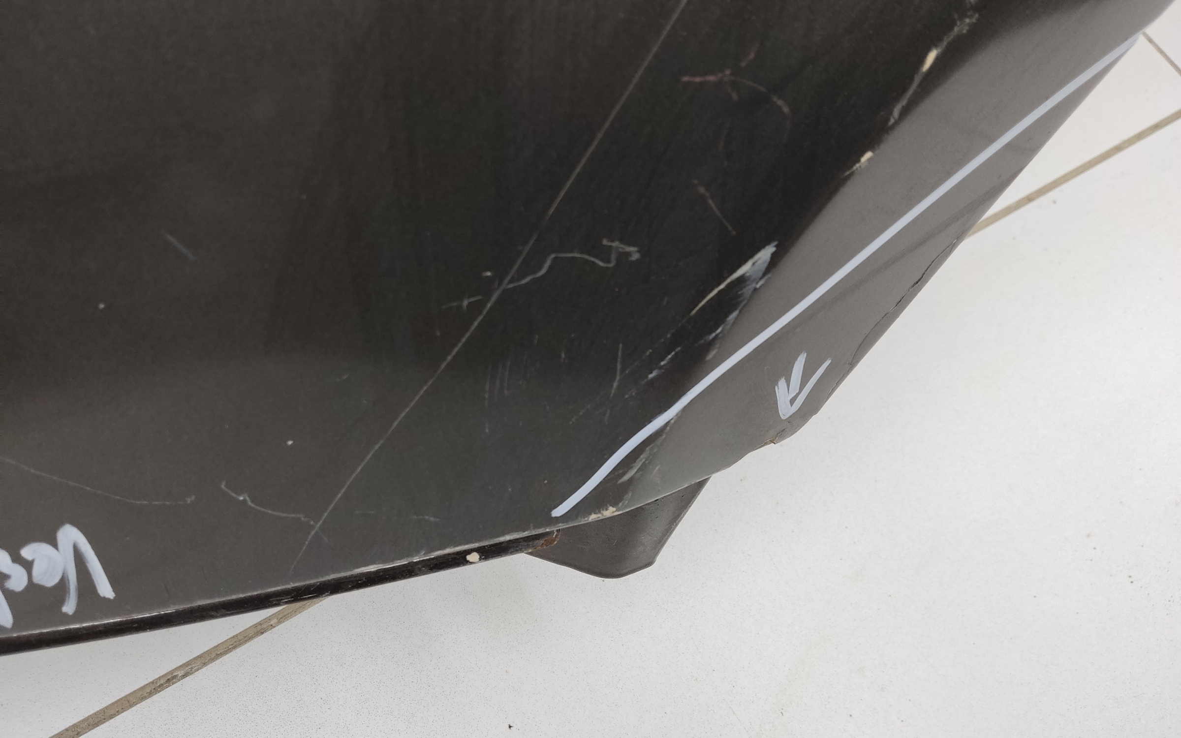 Крыло переднее левое Lada Vesta