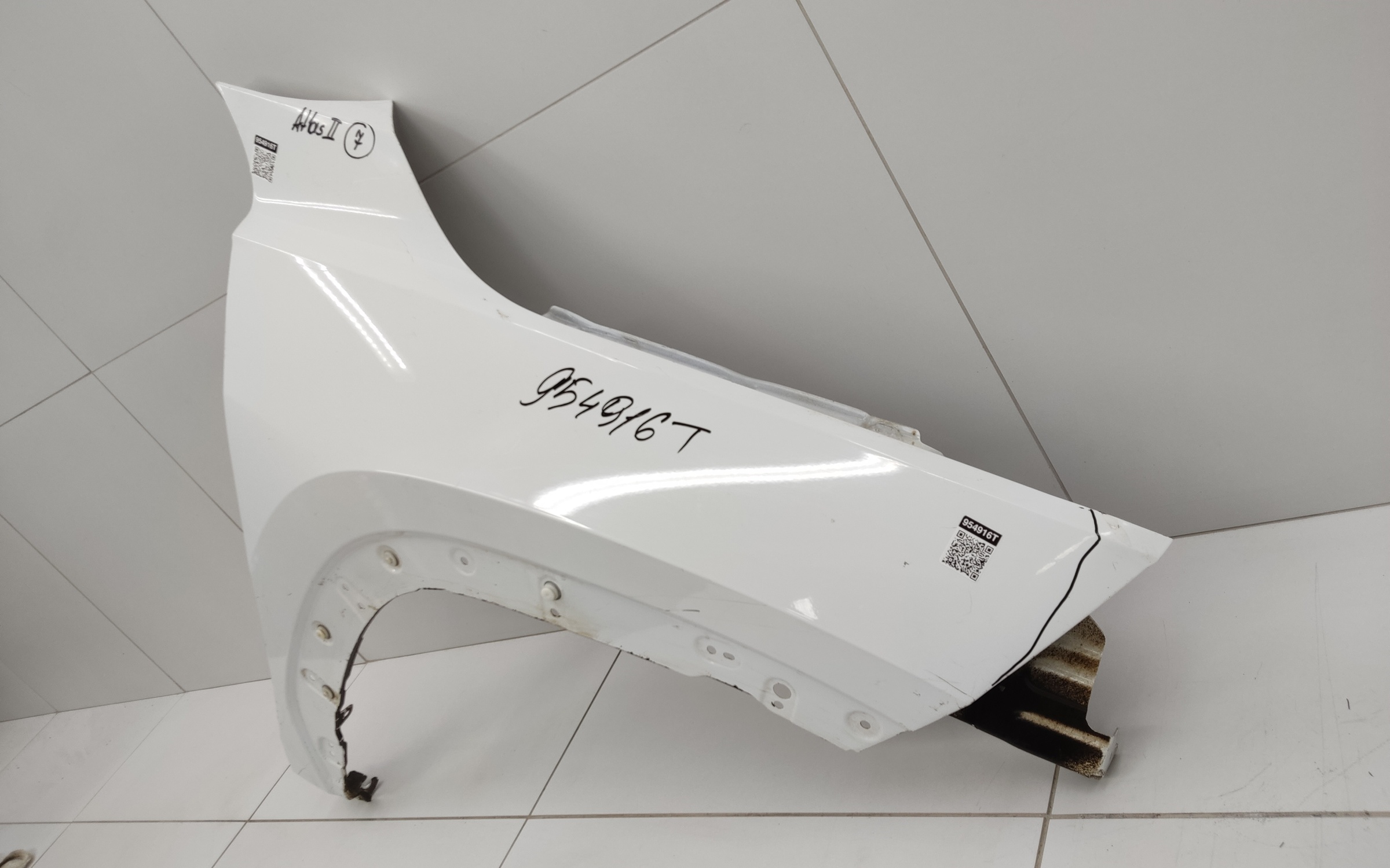 Крыло переднее правое Geely Atlas 2