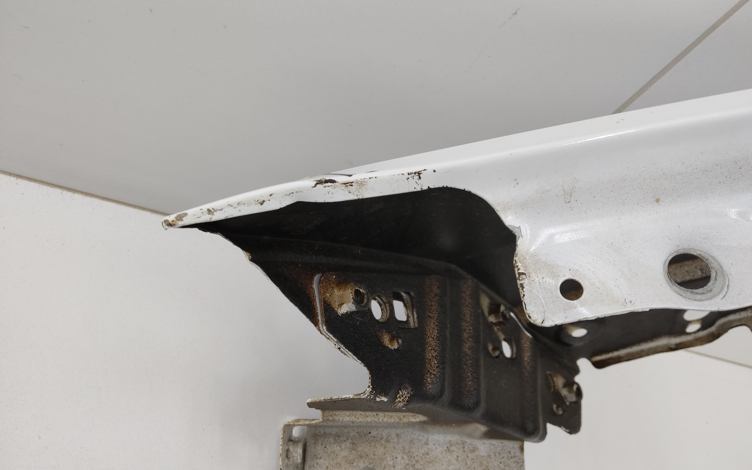 Крыло переднее правое Geely Atlas 2