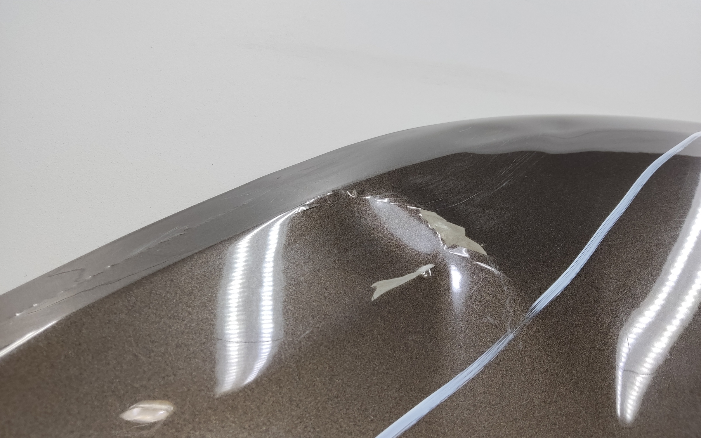 Капот Lada Vesta