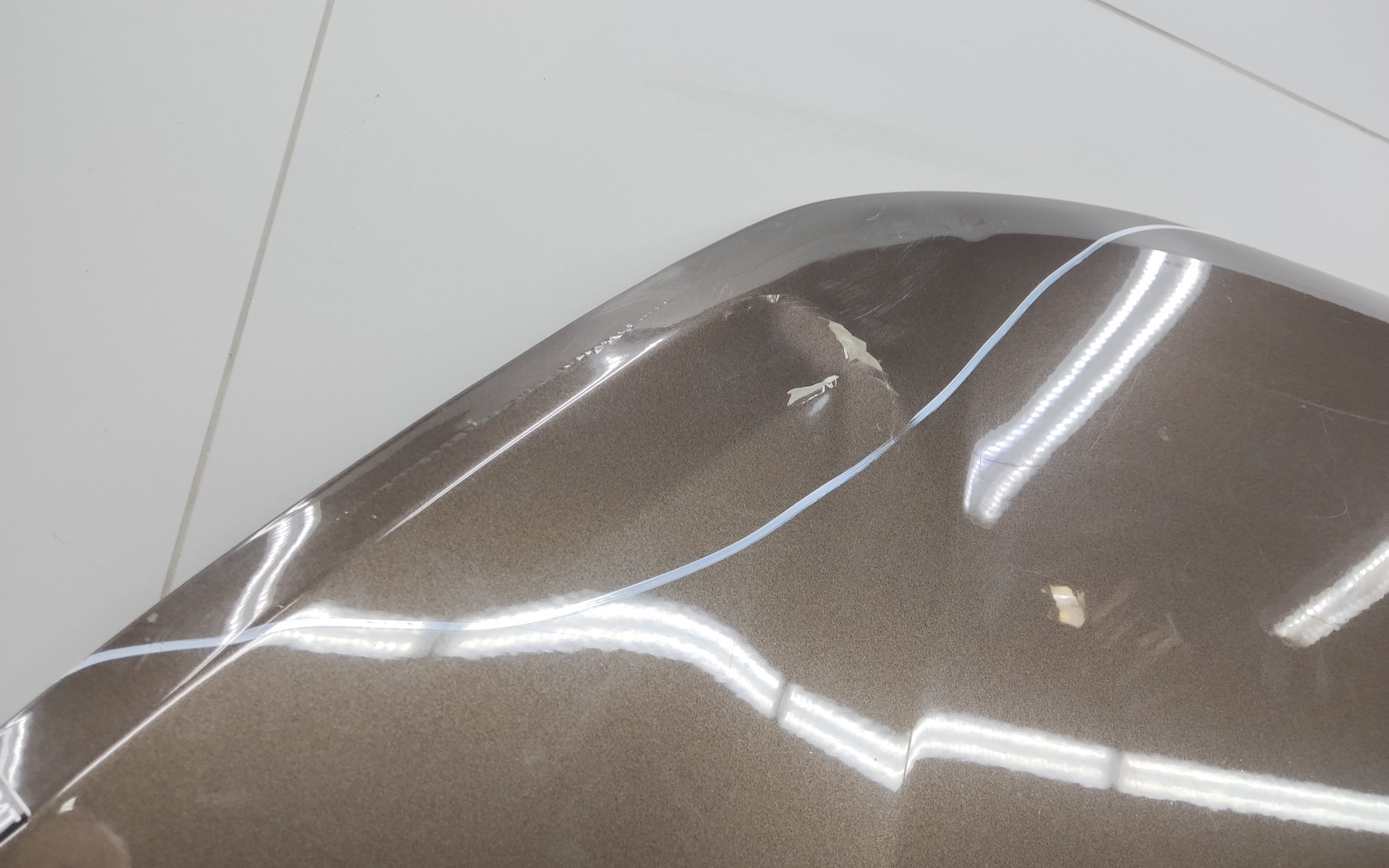 Капот Lada Vesta