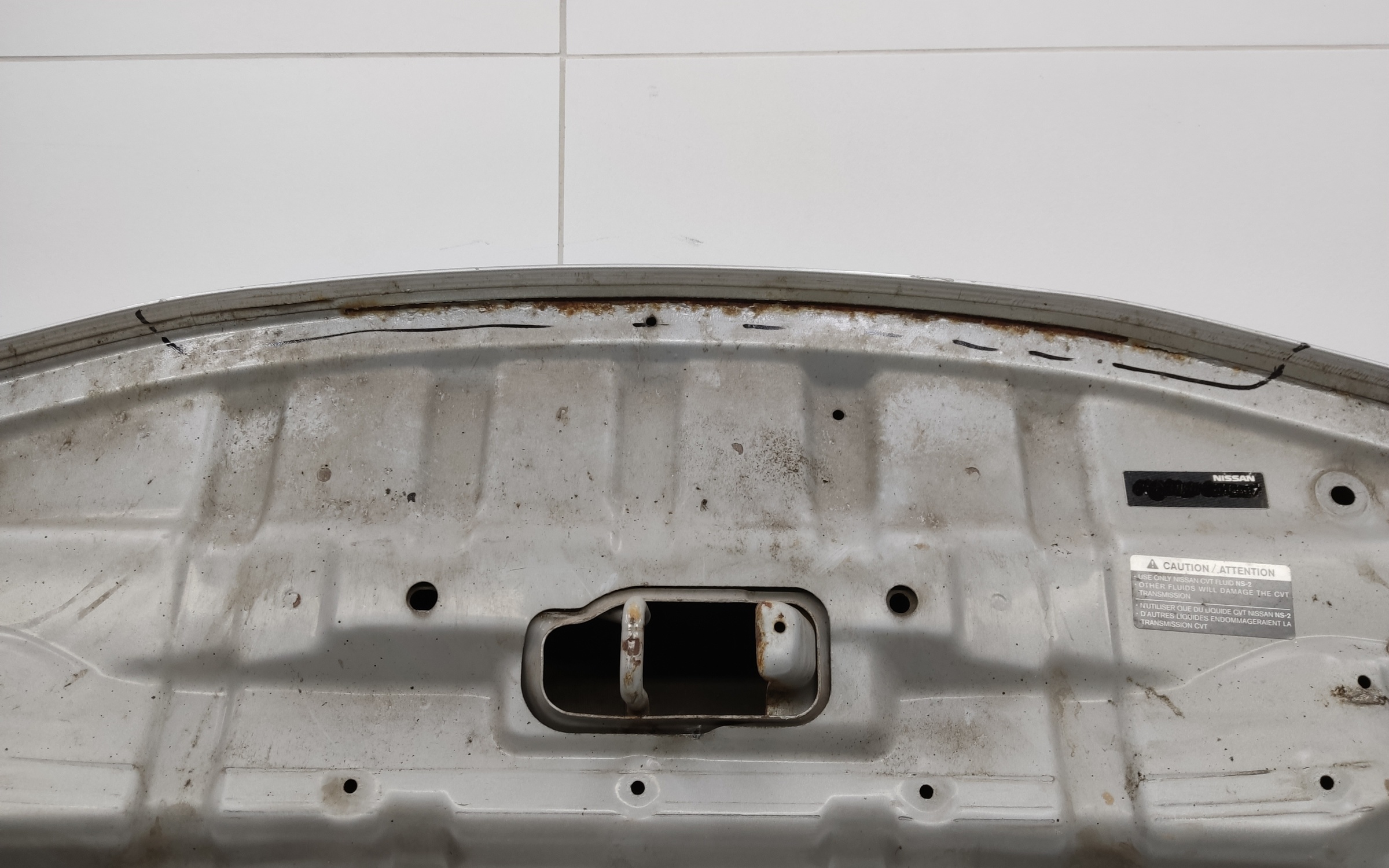 Капот Nissan Juke