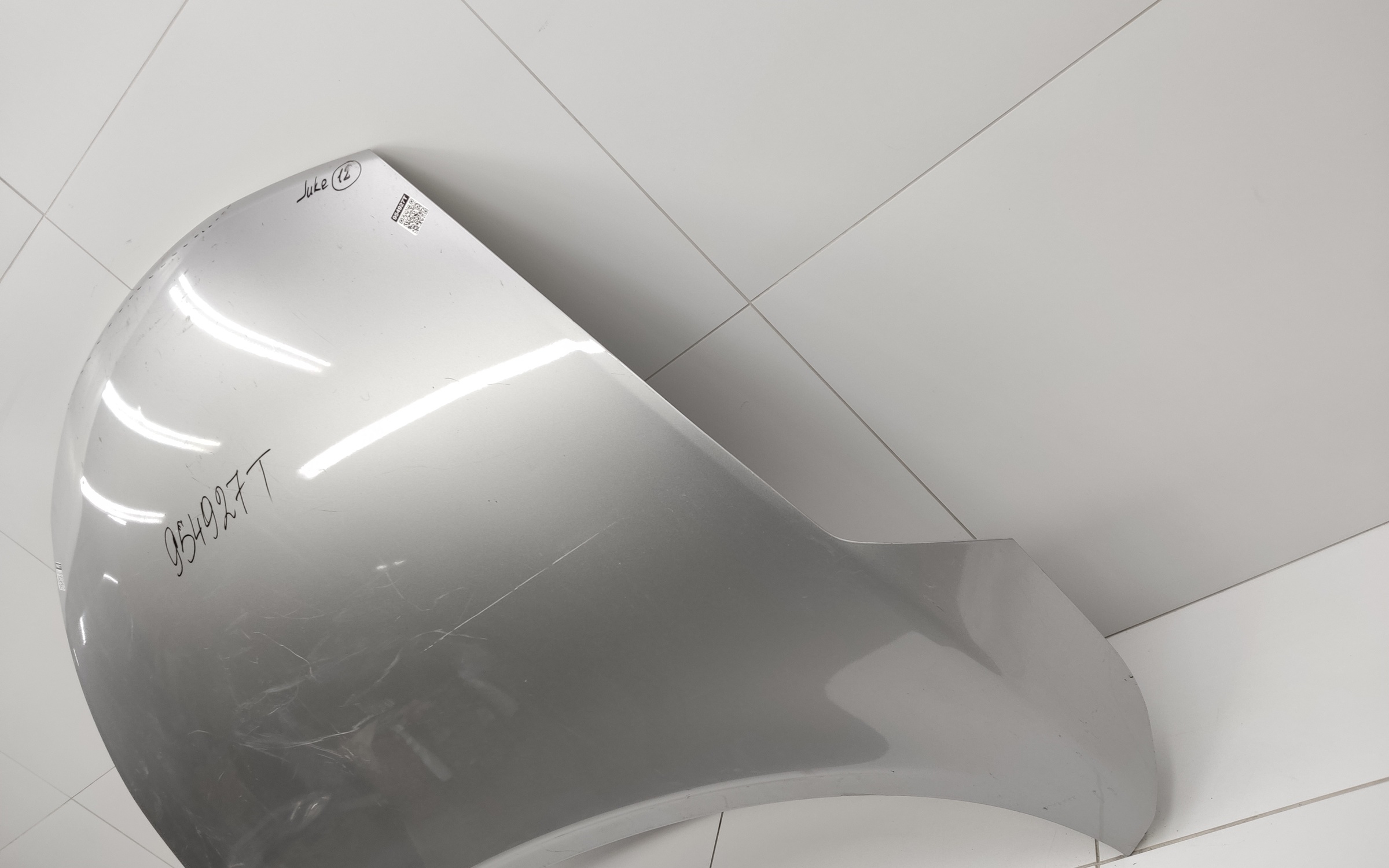 Капот Nissan Juke