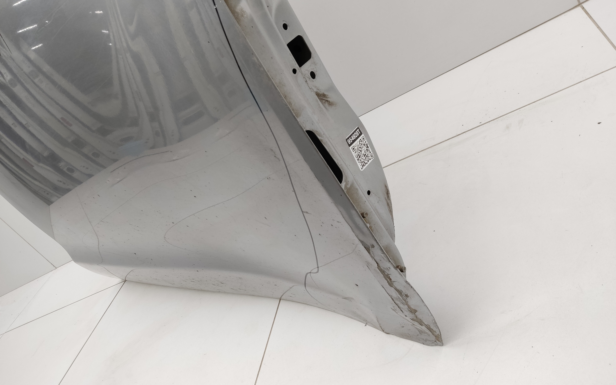 Дверь передняя правая Nissan Juke