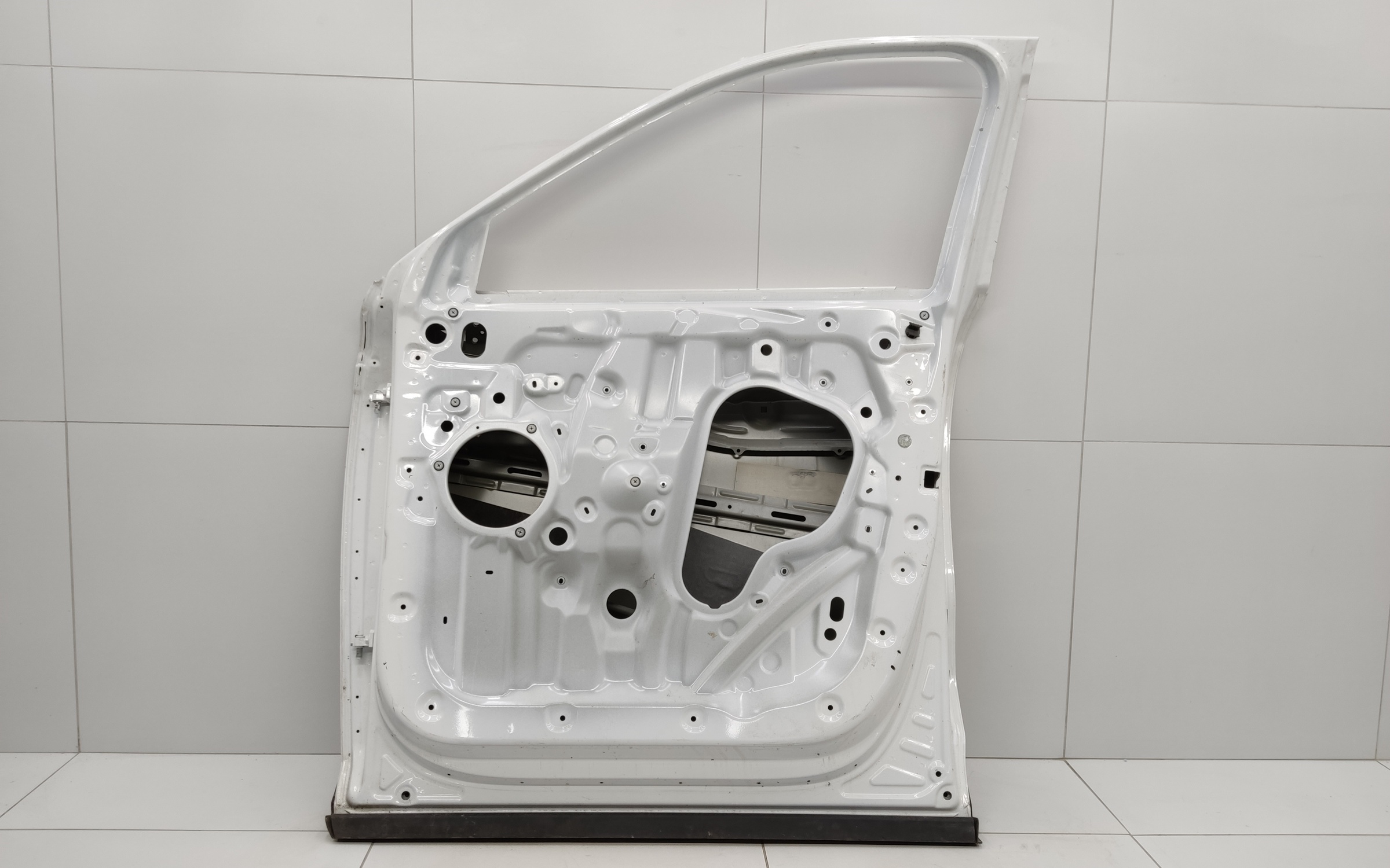 Дверь передняя правая Exeed RX