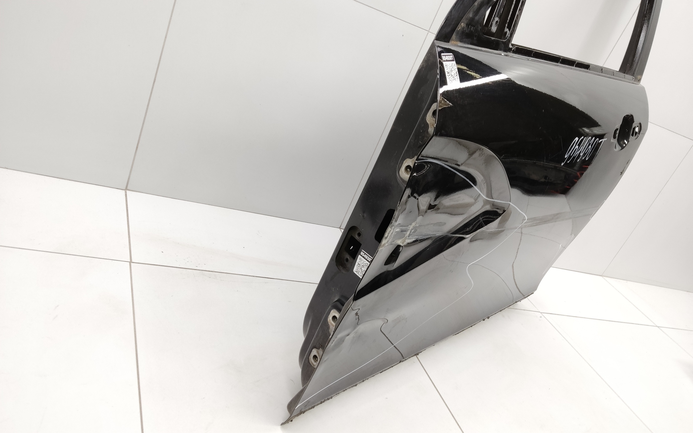 Дверь передняя левая Lada Vesta Cross