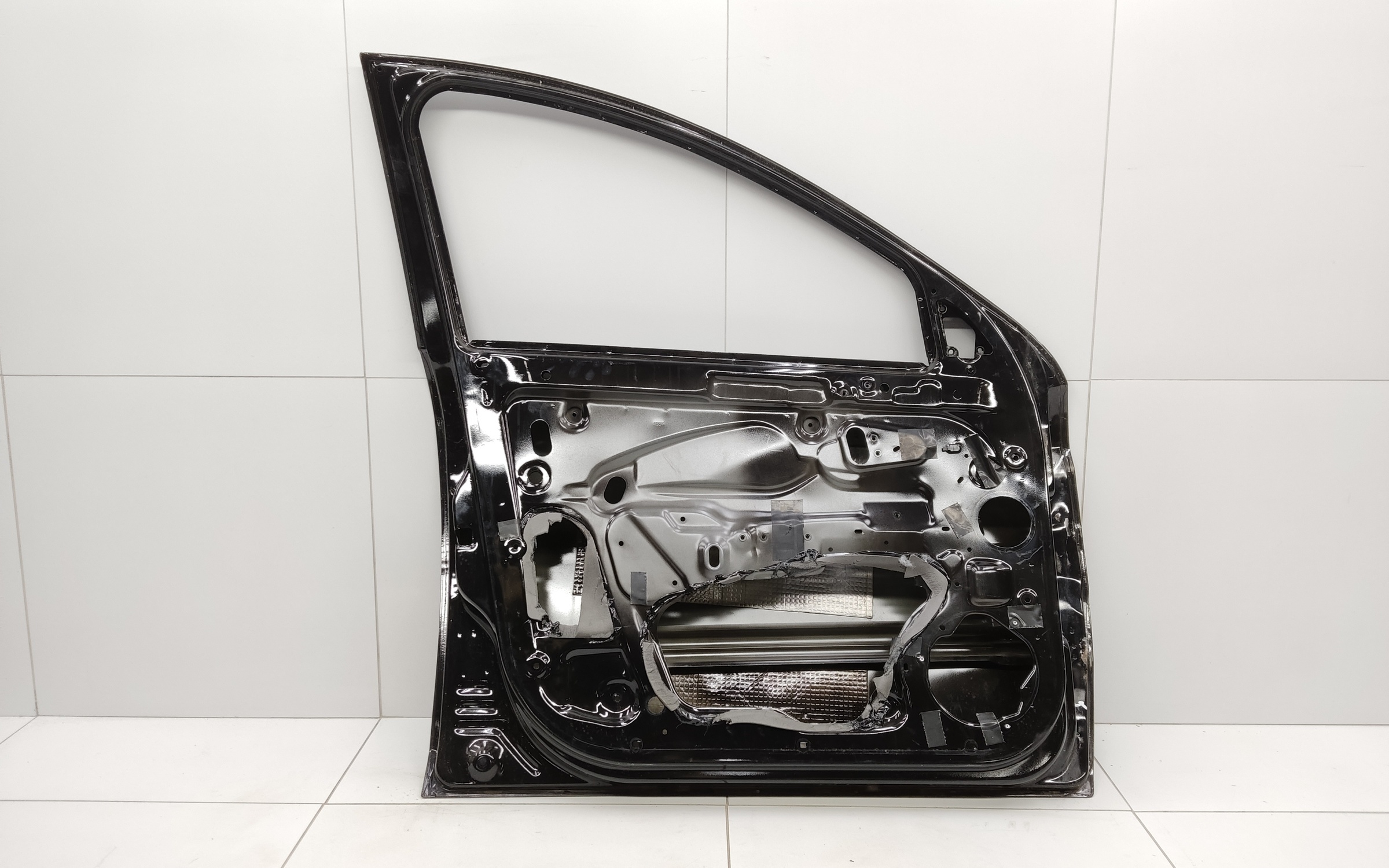 Дверь передняя левая Lada Vesta Cross