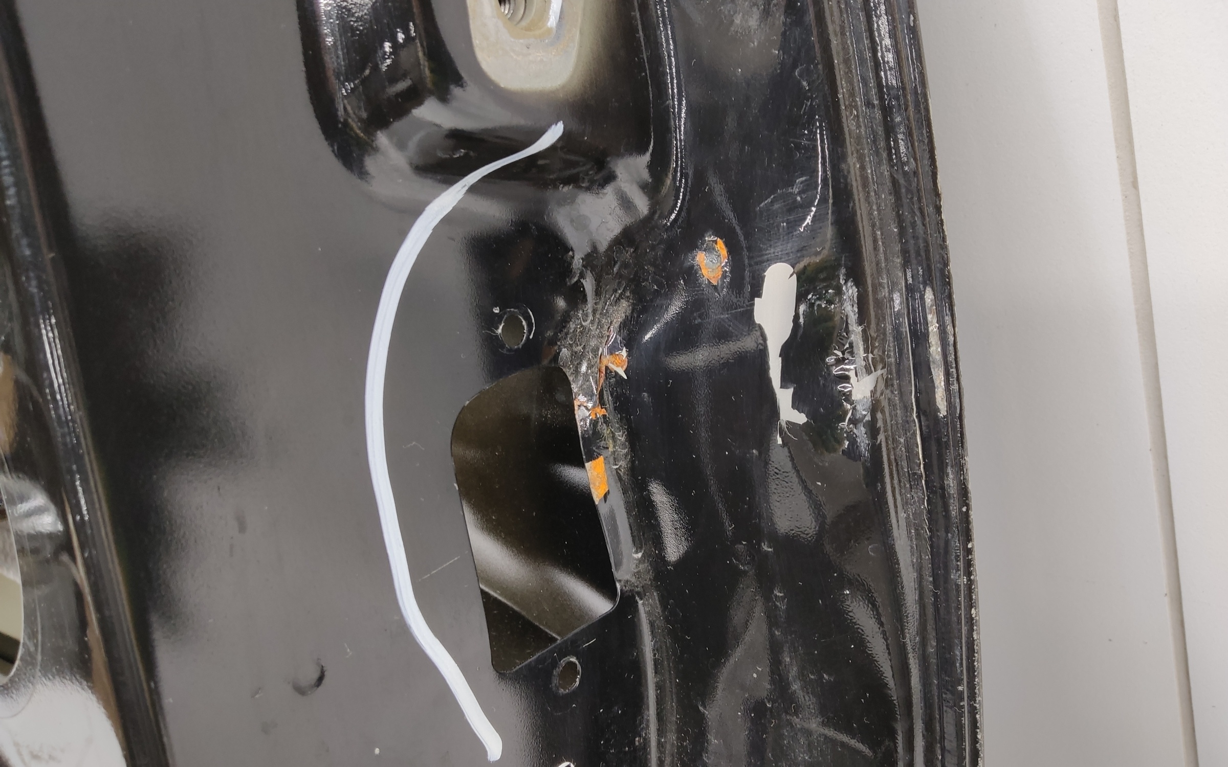 Дверь передняя левая Lada Vesta Cross