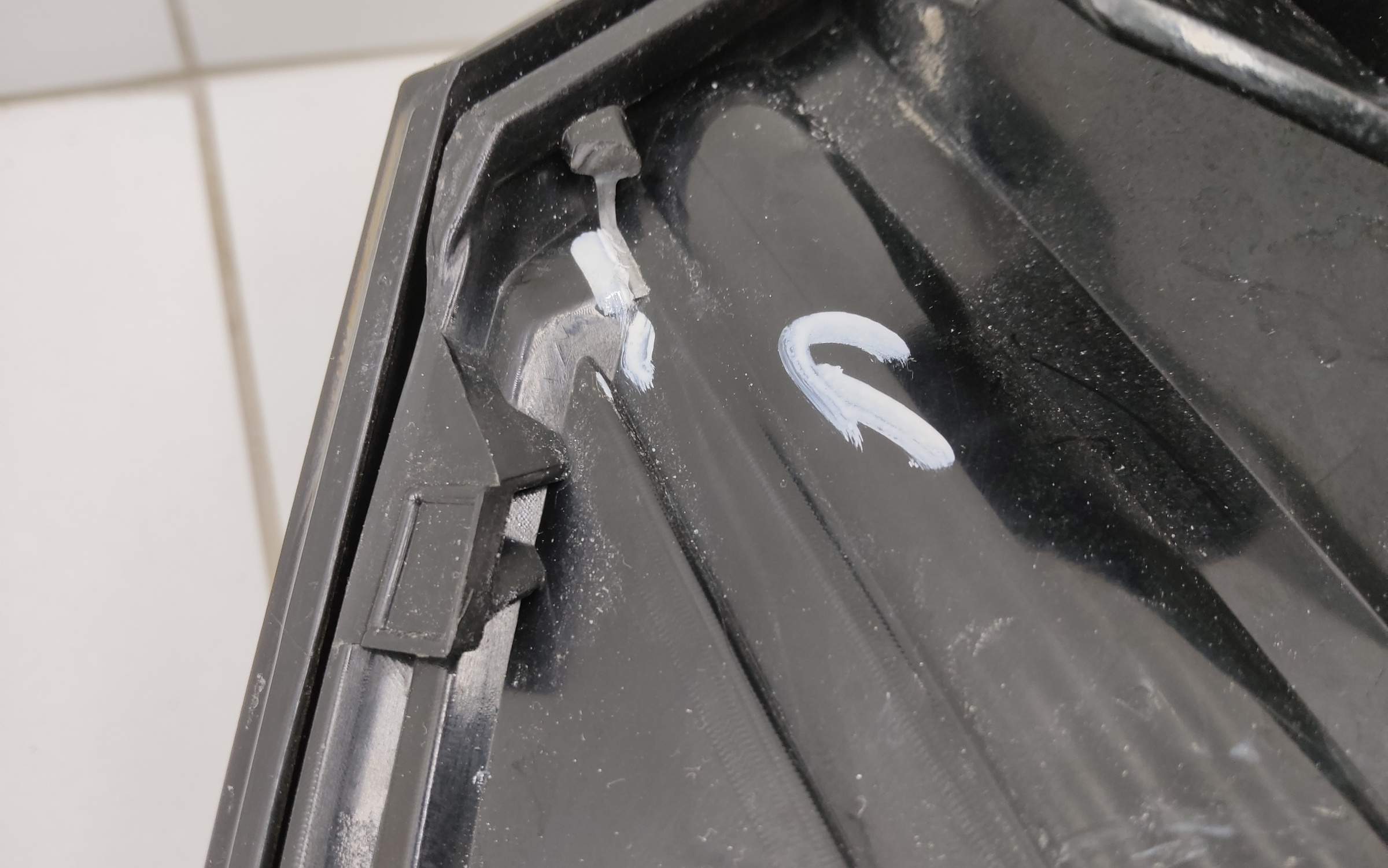 Фонарь задний левый наружный Geely Atlas 2 LED