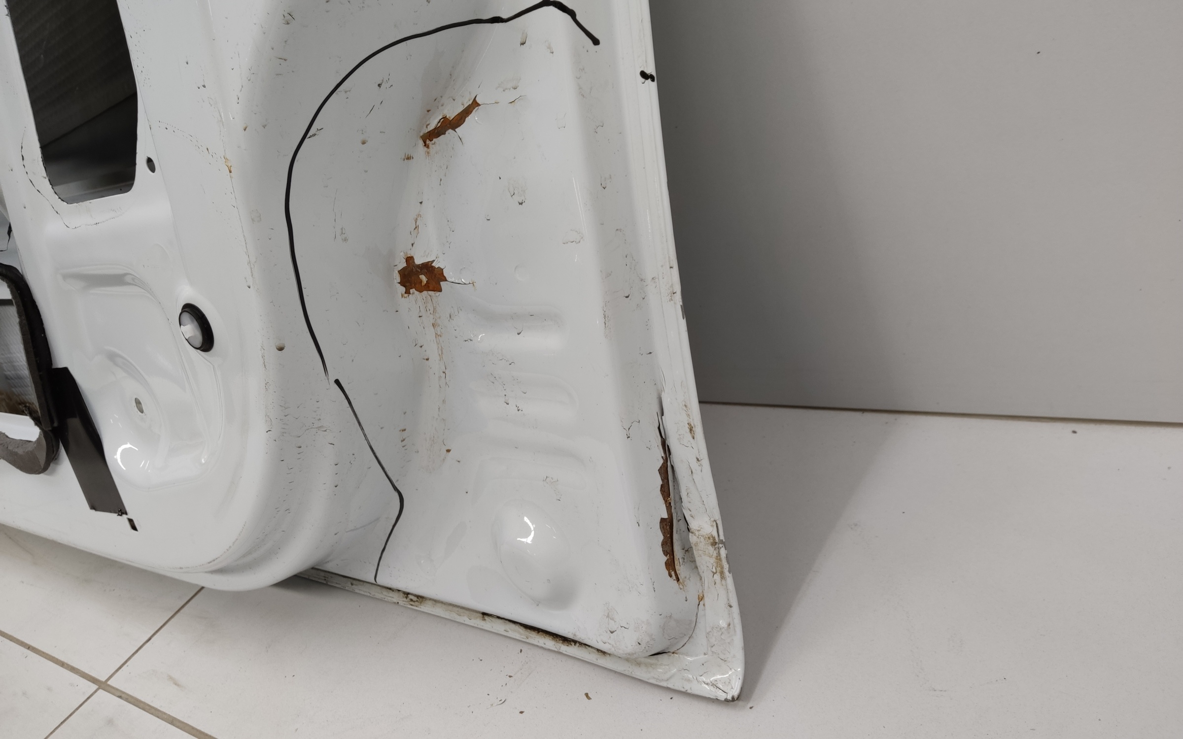 Дверь передняя правая Lada Vesta