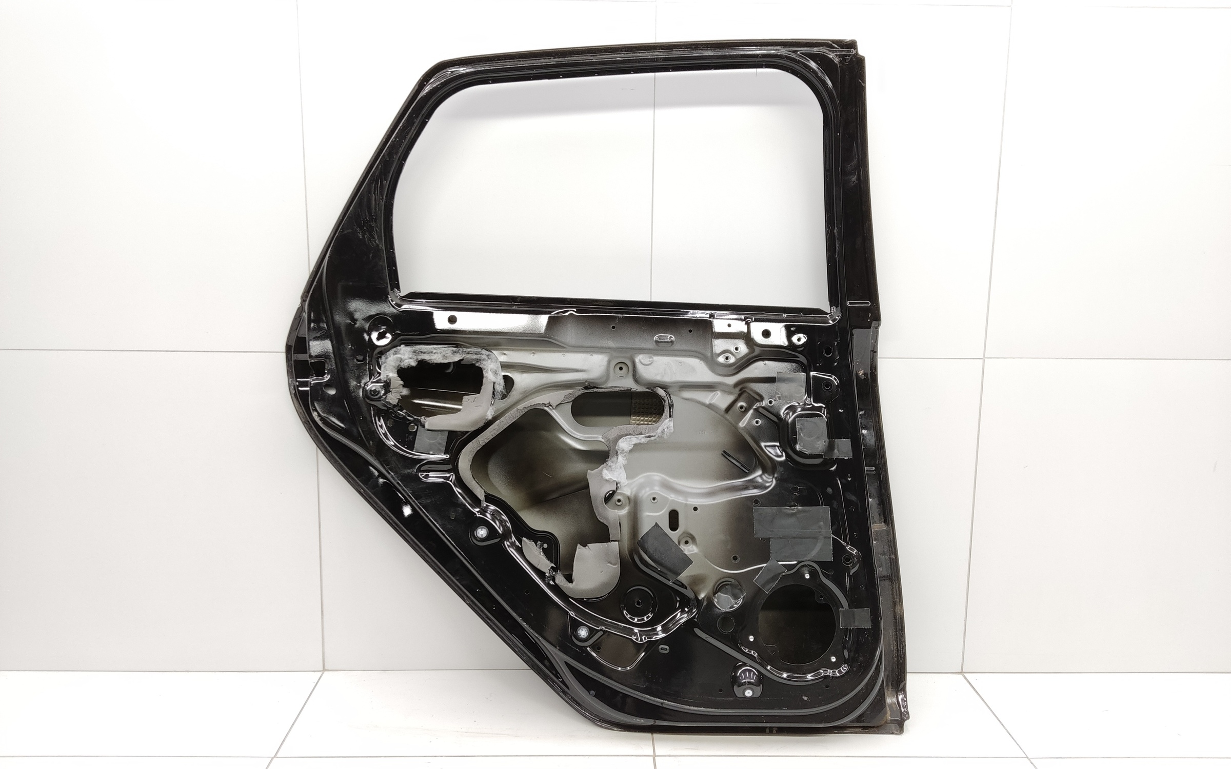 Дверь задняя левая Lada Vesta Wagon Cross