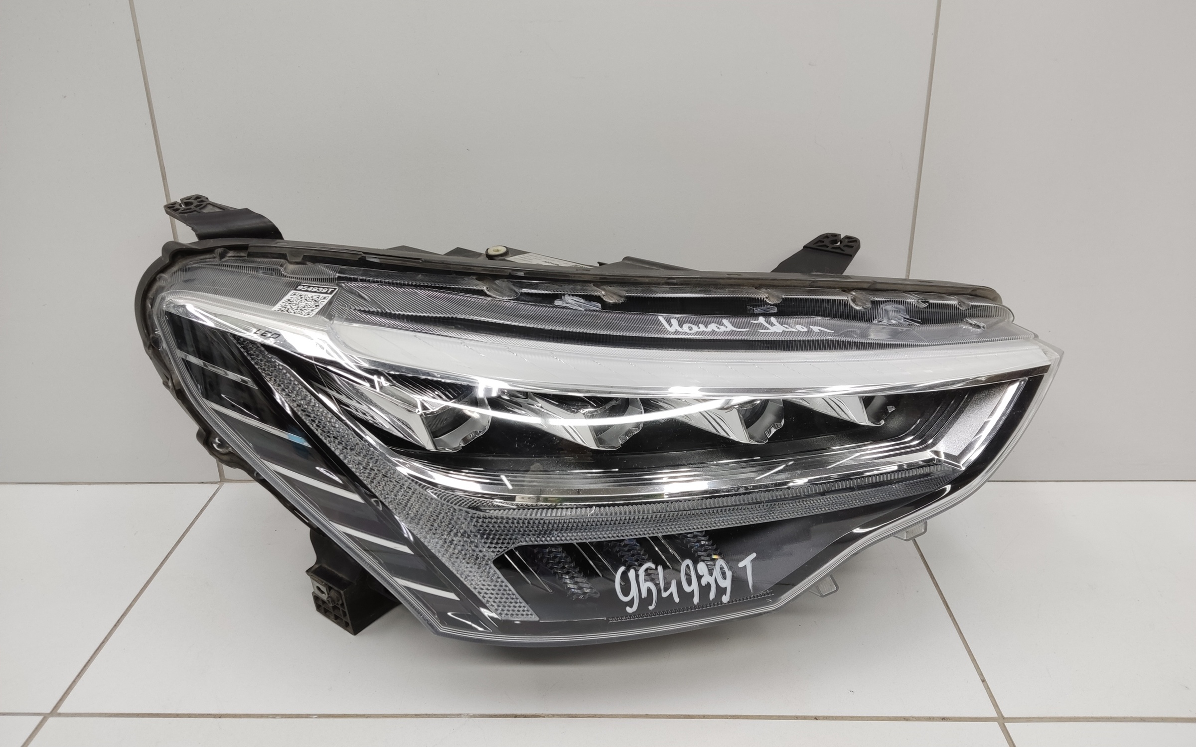 Фара передняя правая Haval Jolion LED