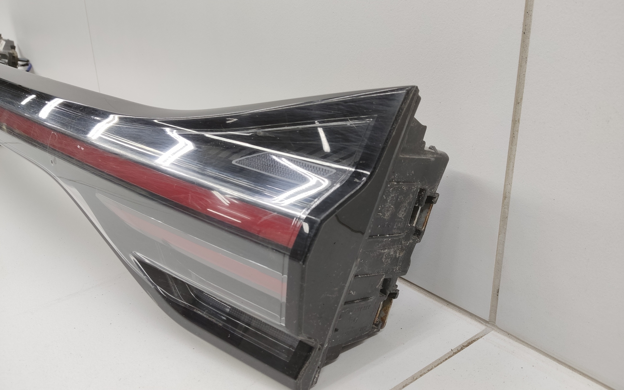 Фонарь задний центральный Geely Preface