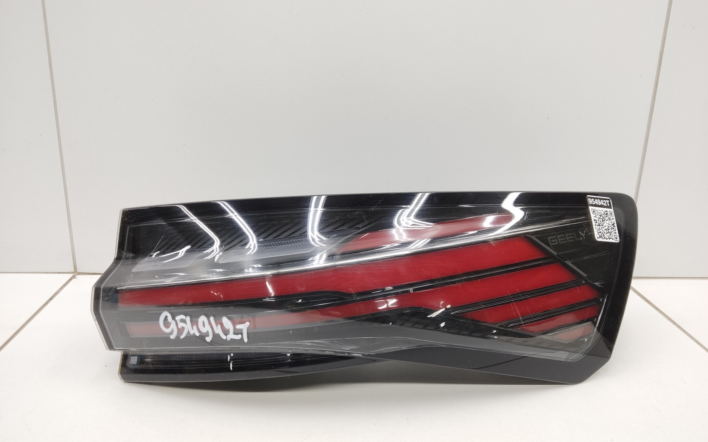 Фонарь задний правый наружный Geely Preface LED