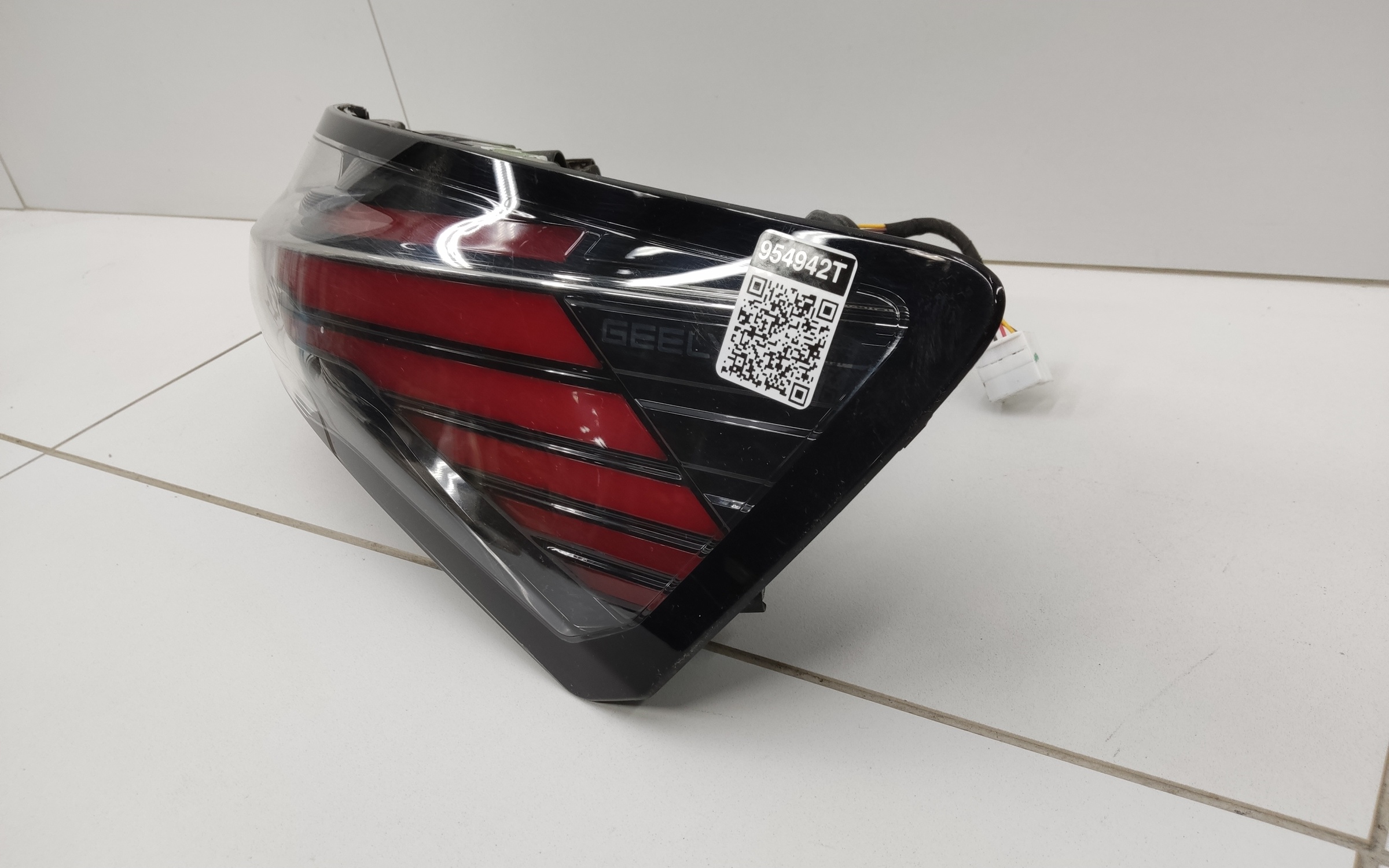 Фонарь задний правый наружный Geely Preface LED