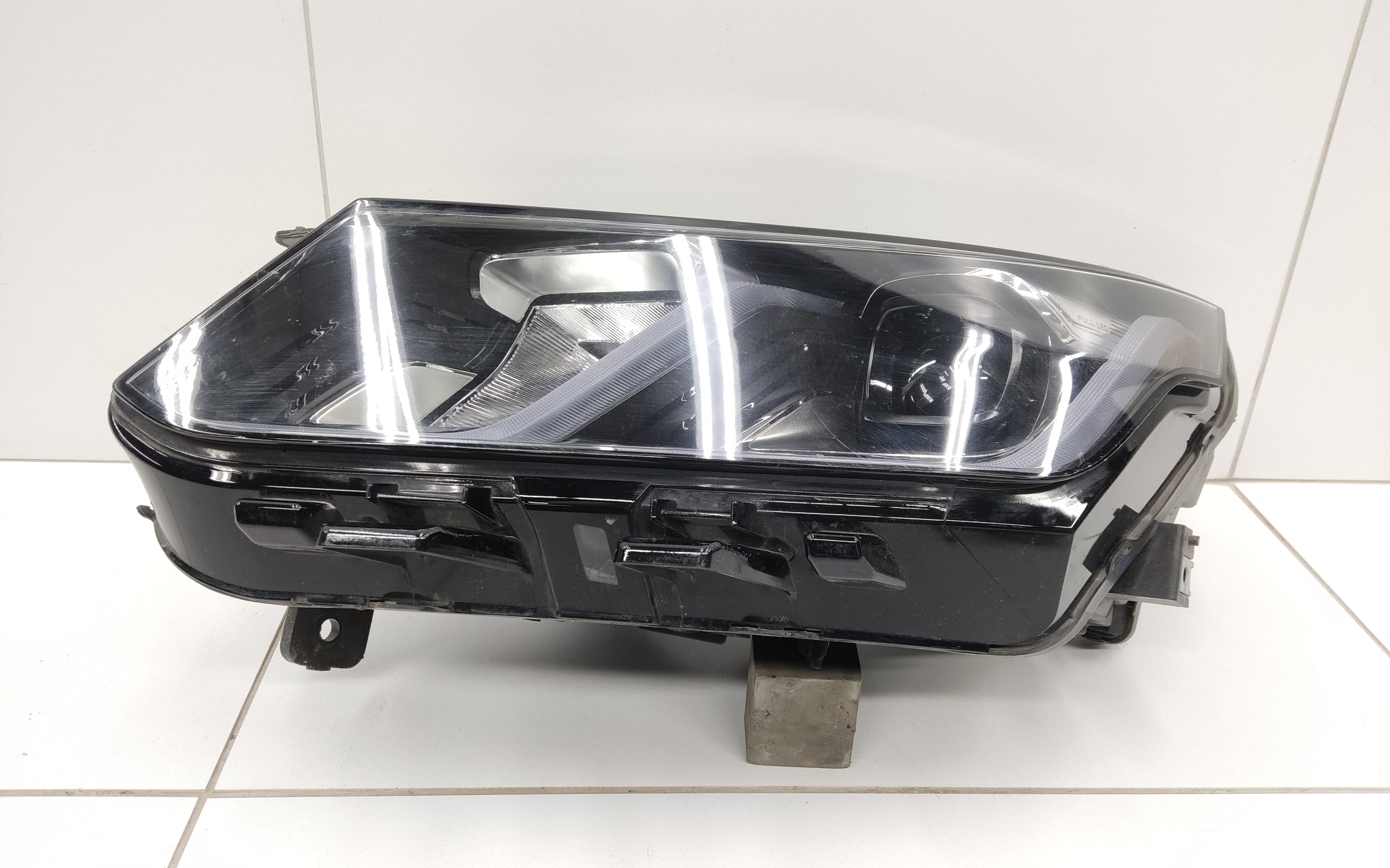 Фара передняя левая Belgee X50 LED