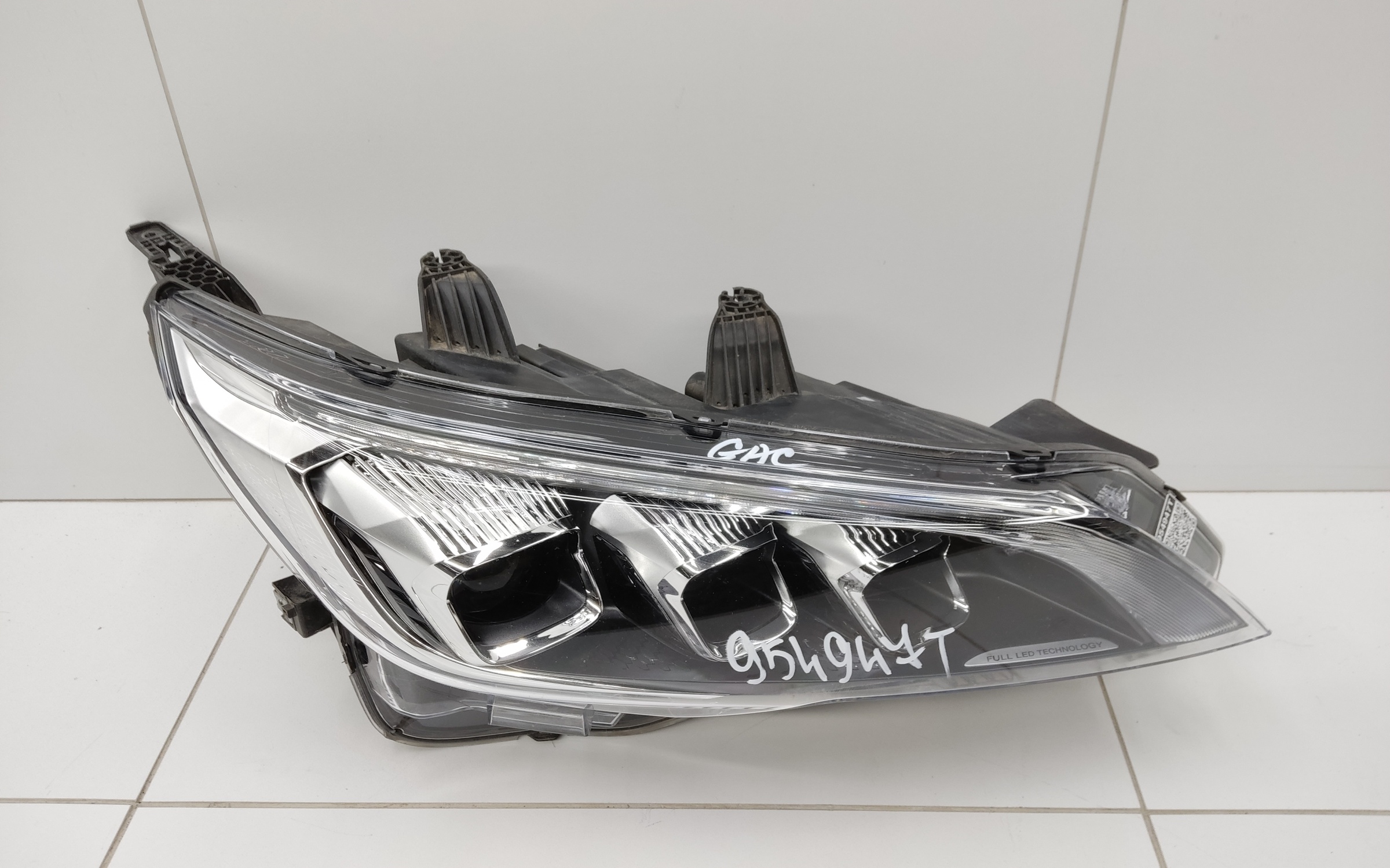 Фара передняя правая GAC GS5 LED